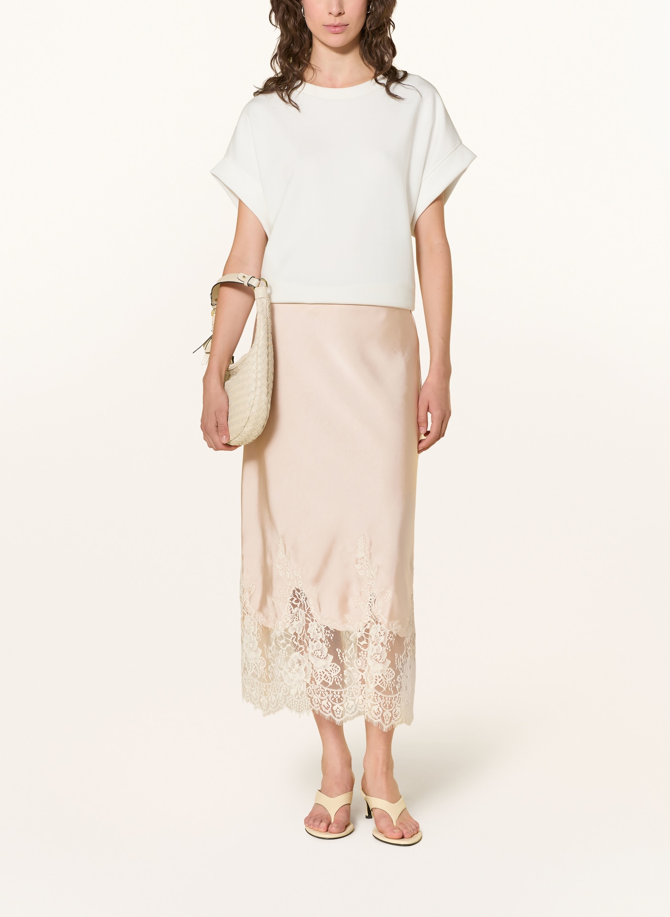 NEO NOIR YELINA Satin Skirt with Lace: CREAM
