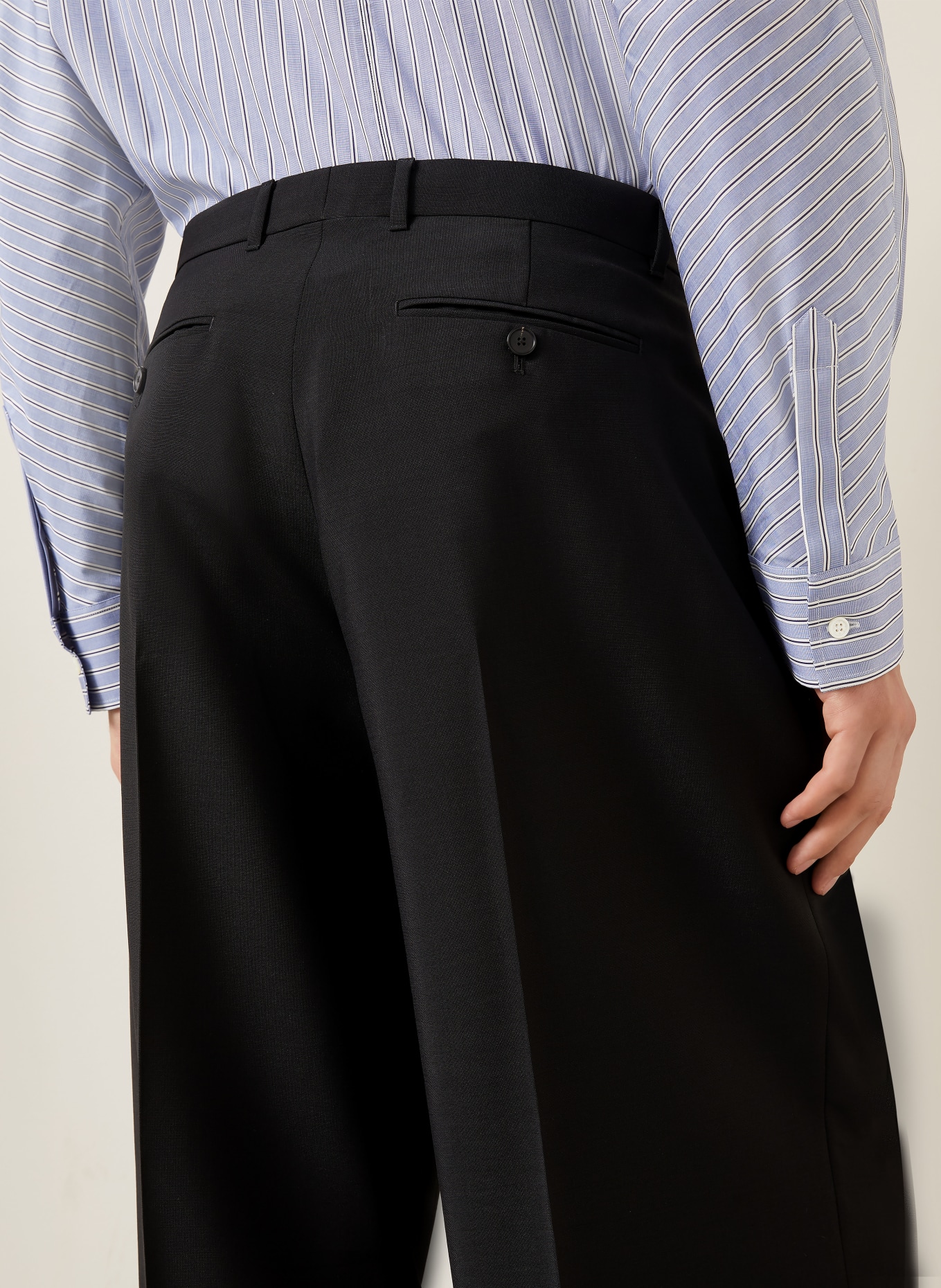 GIVENCHY Spodnie do garnituru o regularnym kroju: CZARNY