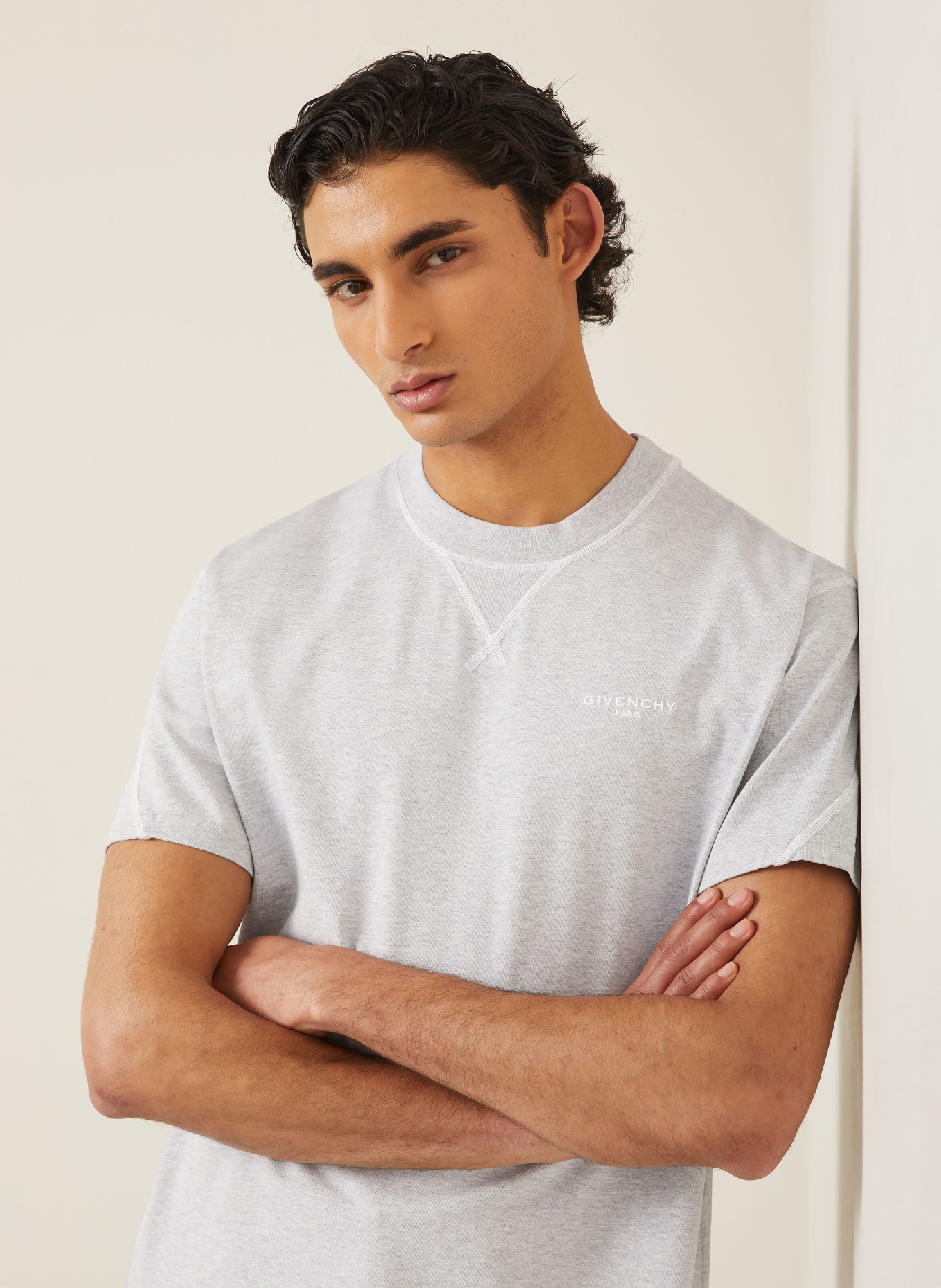 GIVENCHY T-shirt: LIGHT GRAY
