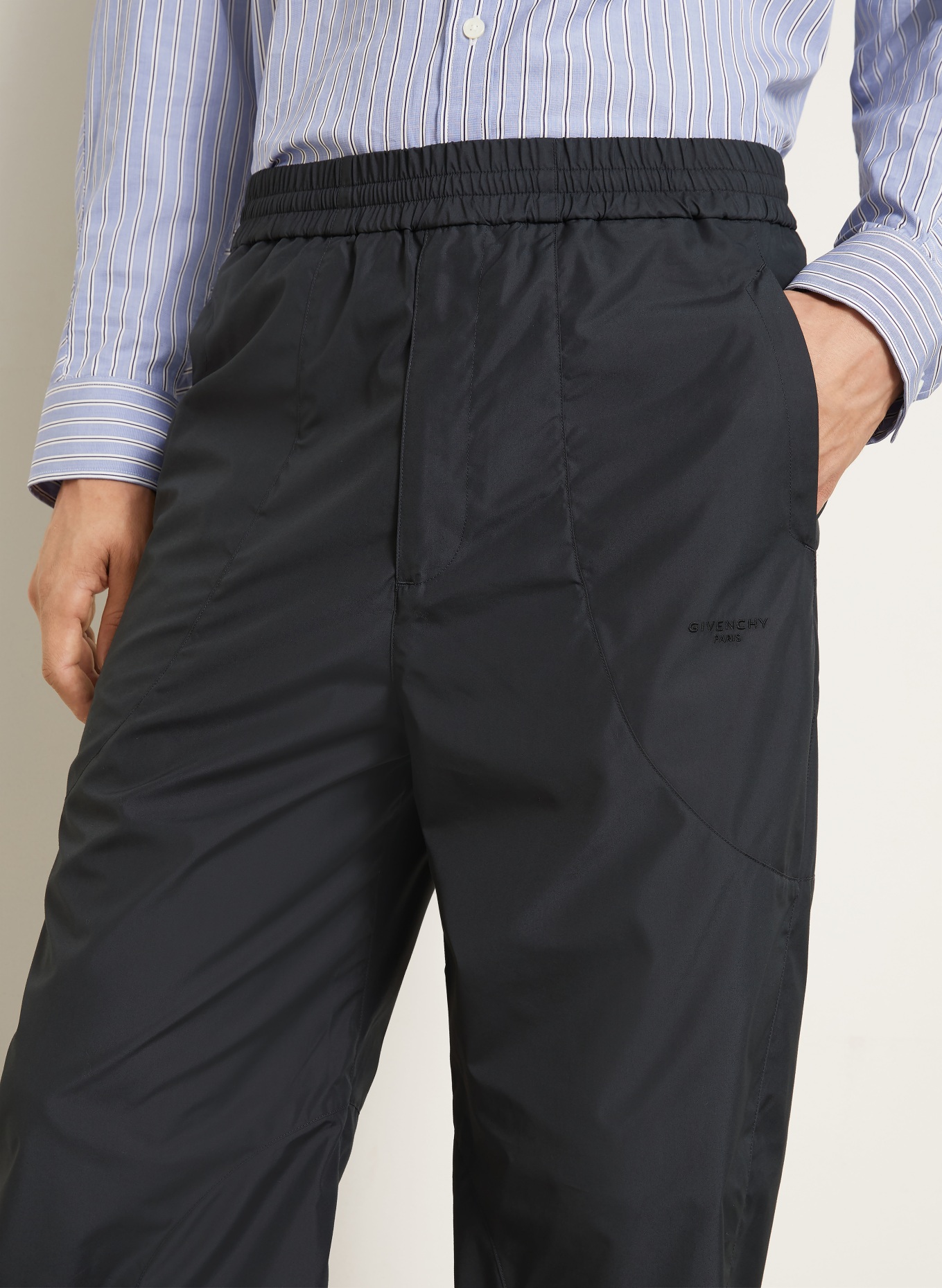 GIVENCHY Pantalon de style jogging coupe décontractée: NOIR