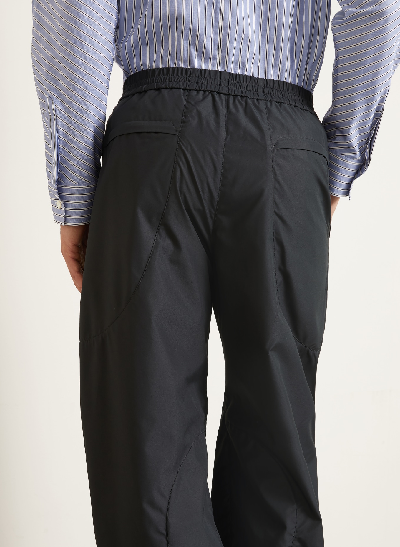 GIVENCHY Pantalon de style jogging coupe décontractée: NOIR