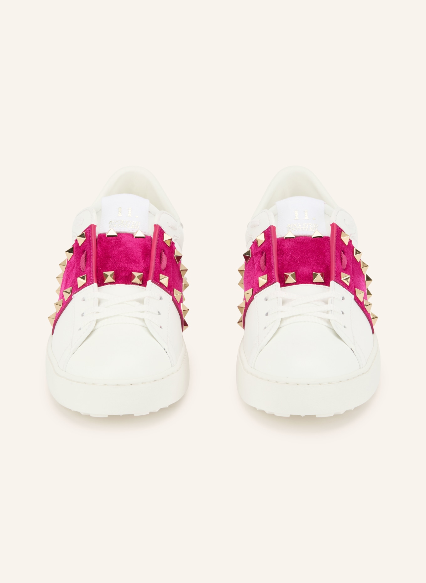 VALENTINO GARAVANI Sneakersy ROCKSTUD UNTITLED z nitami: BIAŁY / ZŁOTY / FUKSJA