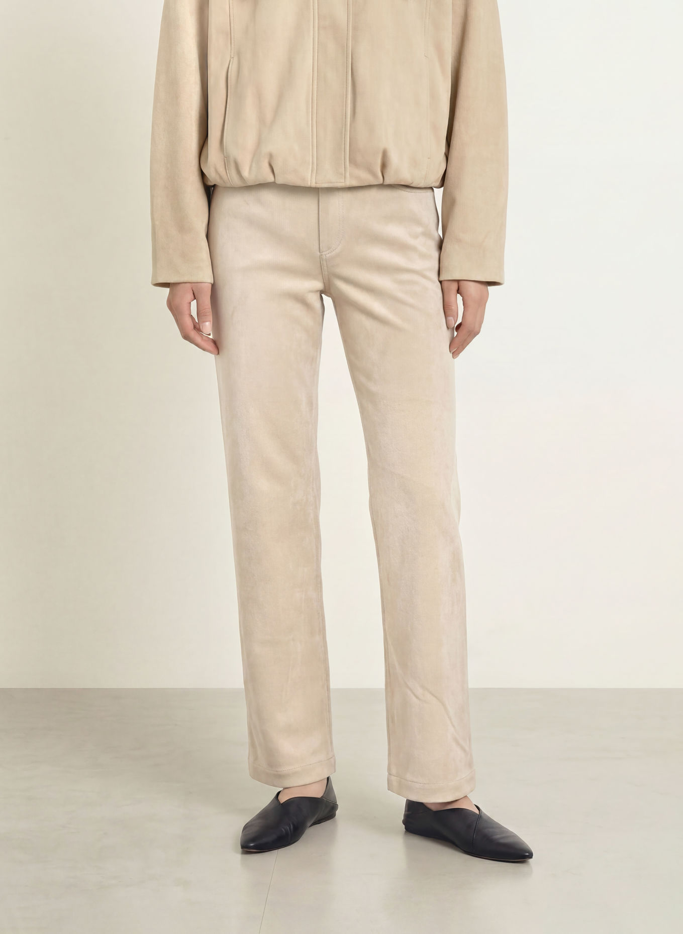 comma Hose in Lederoptik: BEIGE