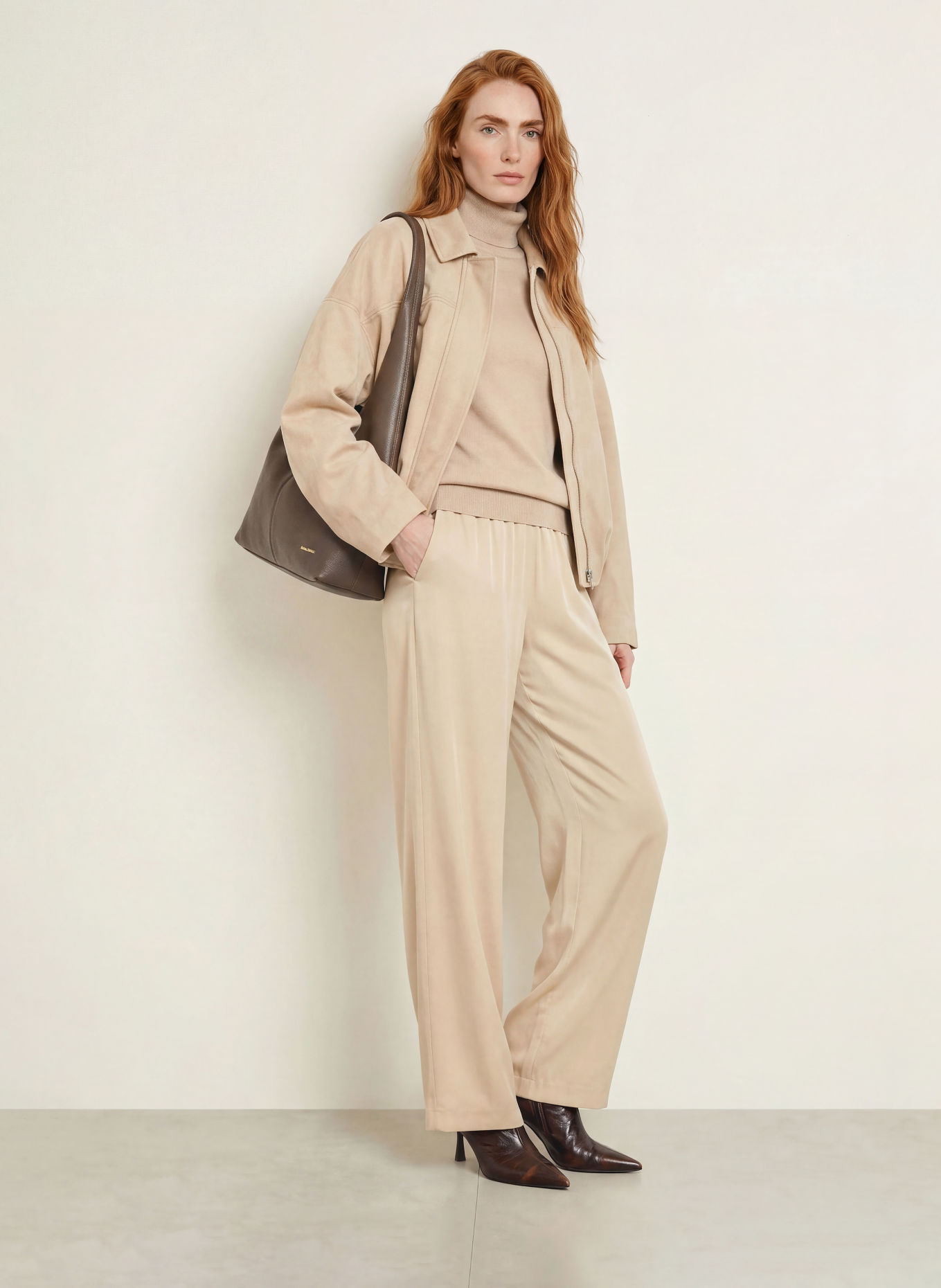 comma Blouson in Lederoptik: BEIGE