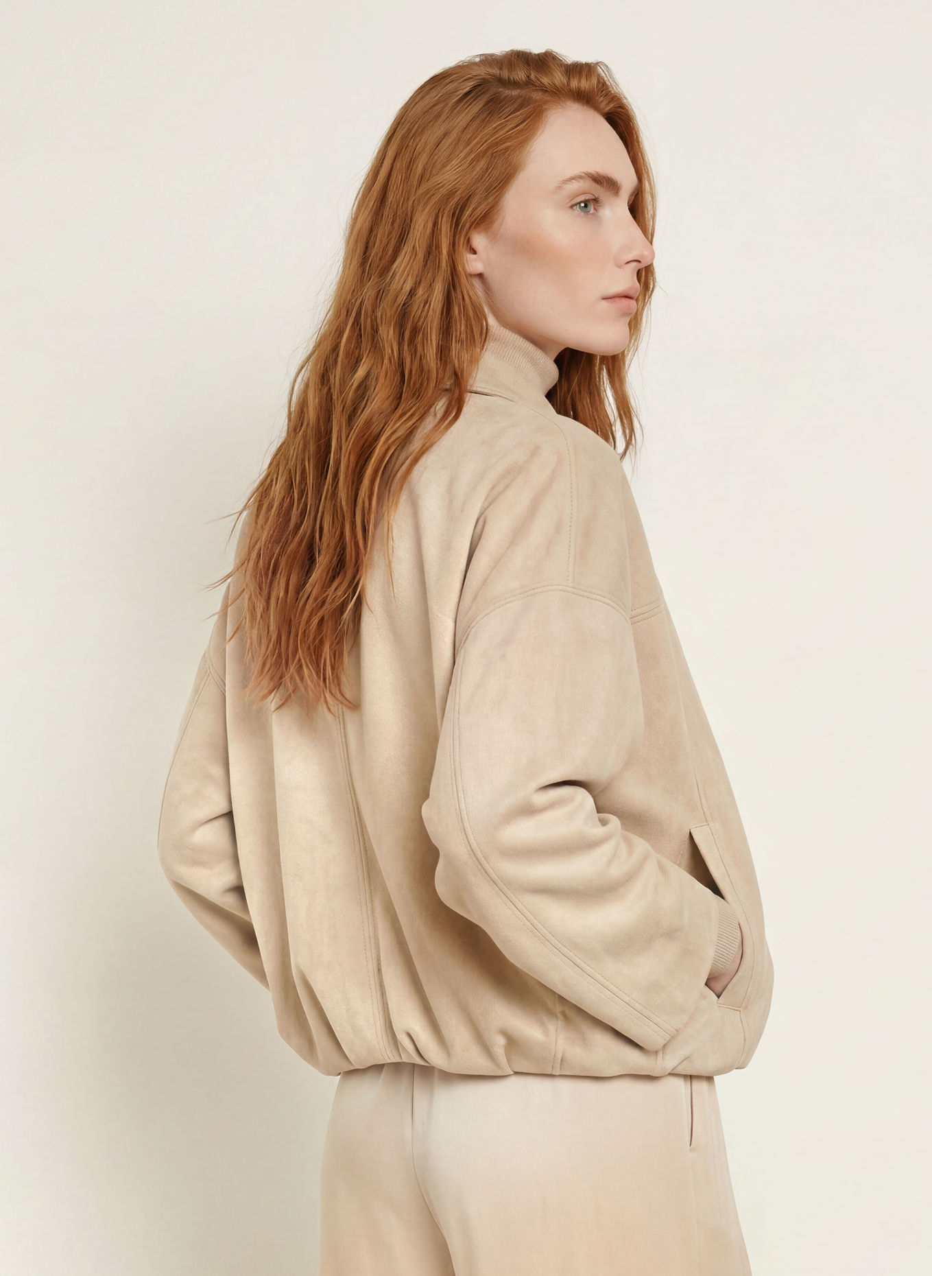 comma Blouson in Lederoptik: BEIGE