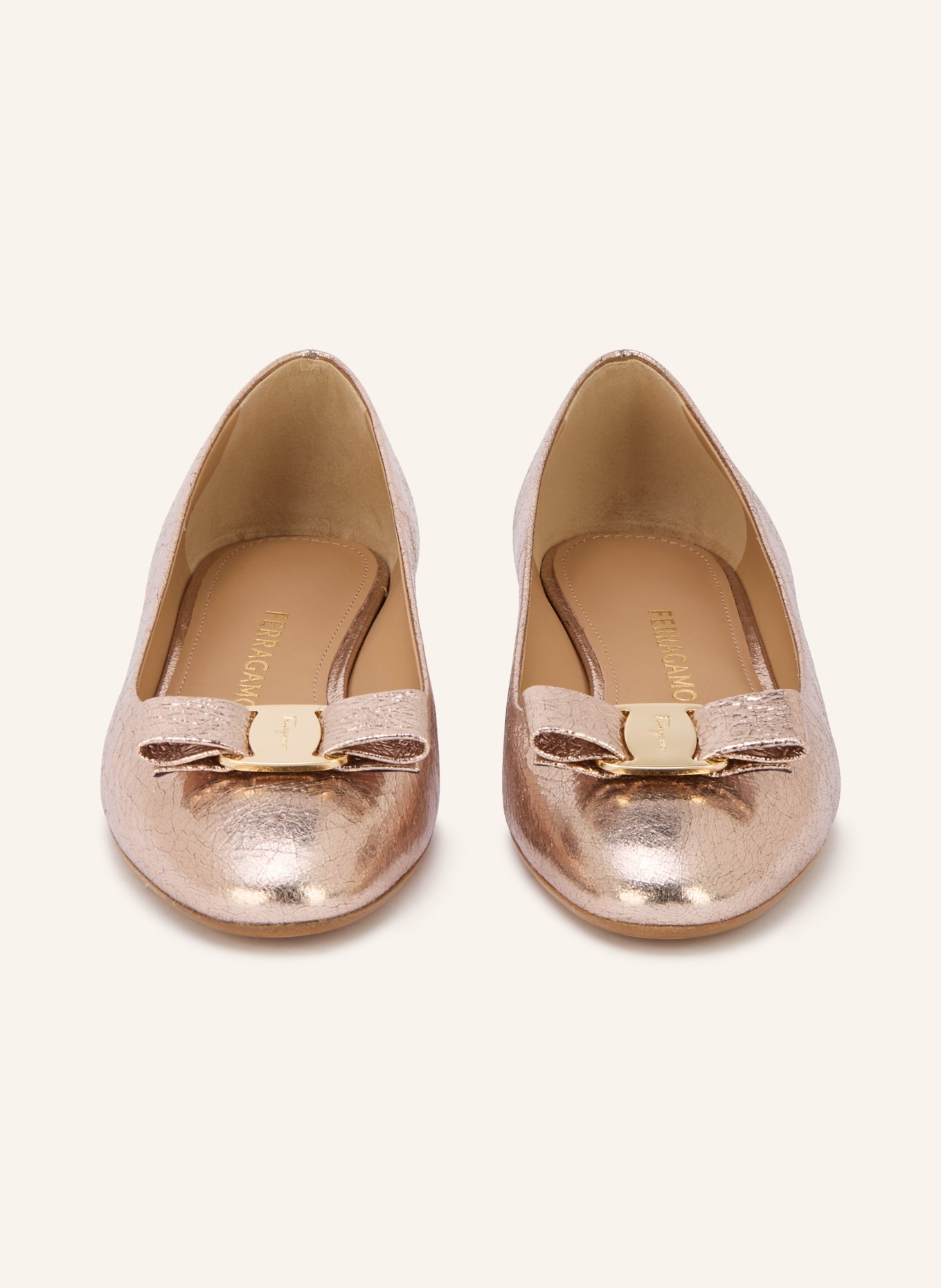 FERRAGAMO Baleriny VARINA 2.0: RÓŻOWOZLOTY / ZŁOTY