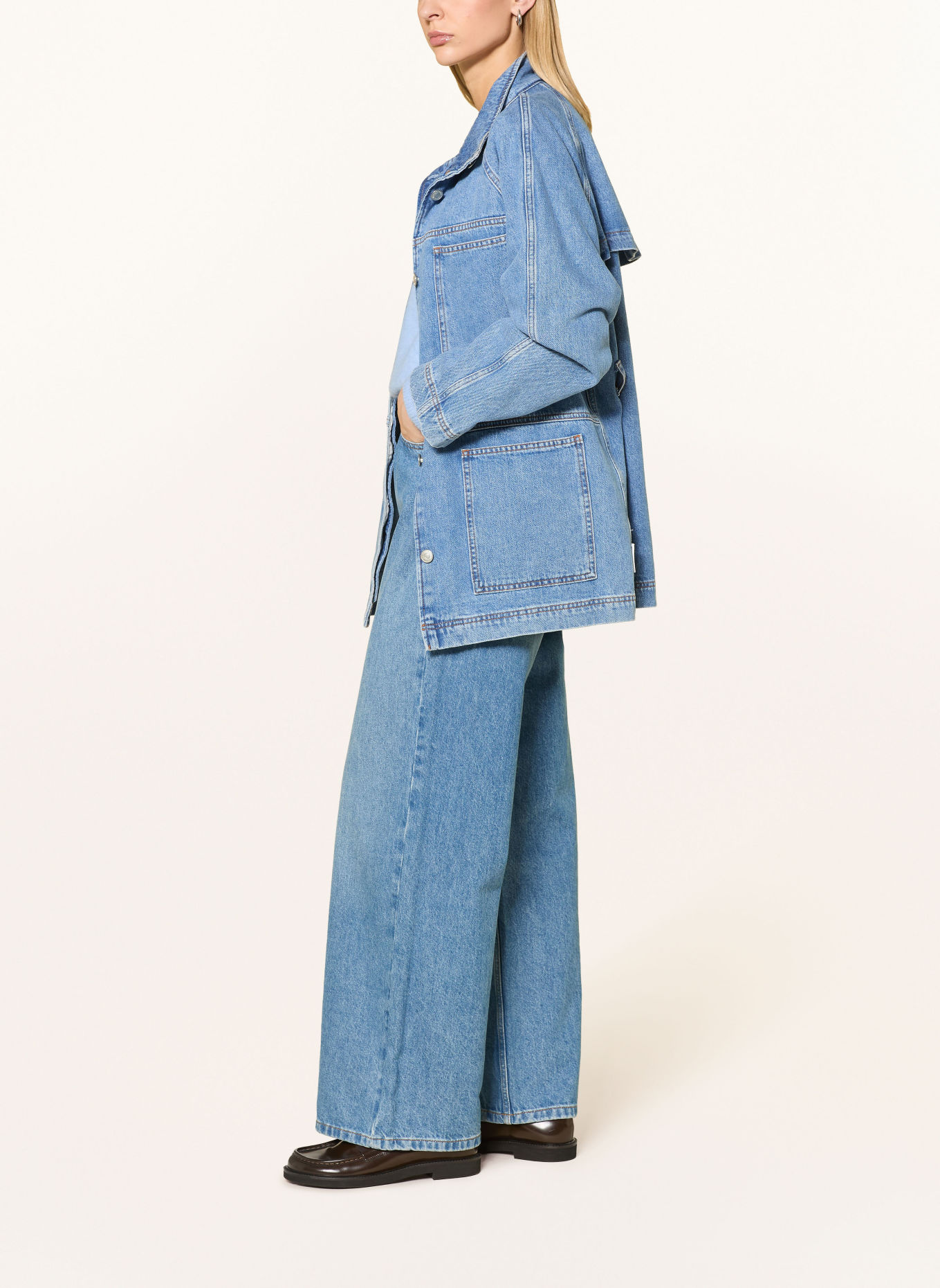 darling harbour Wide Leg Jeans: MID LIGHT BLUE