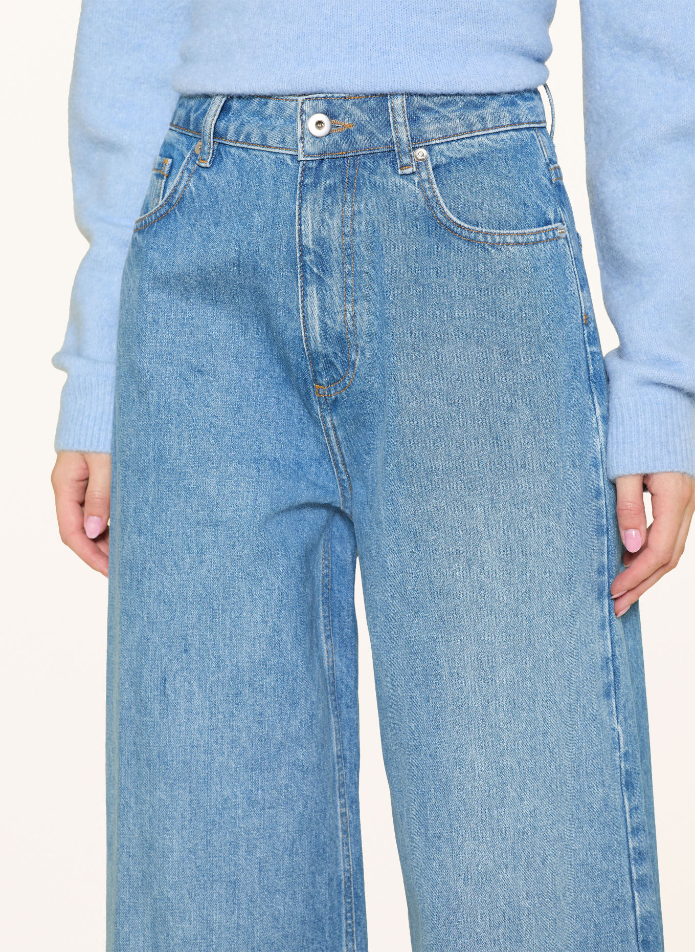 darling harbour Wide Leg Jeans: MID LIGHT BLUE