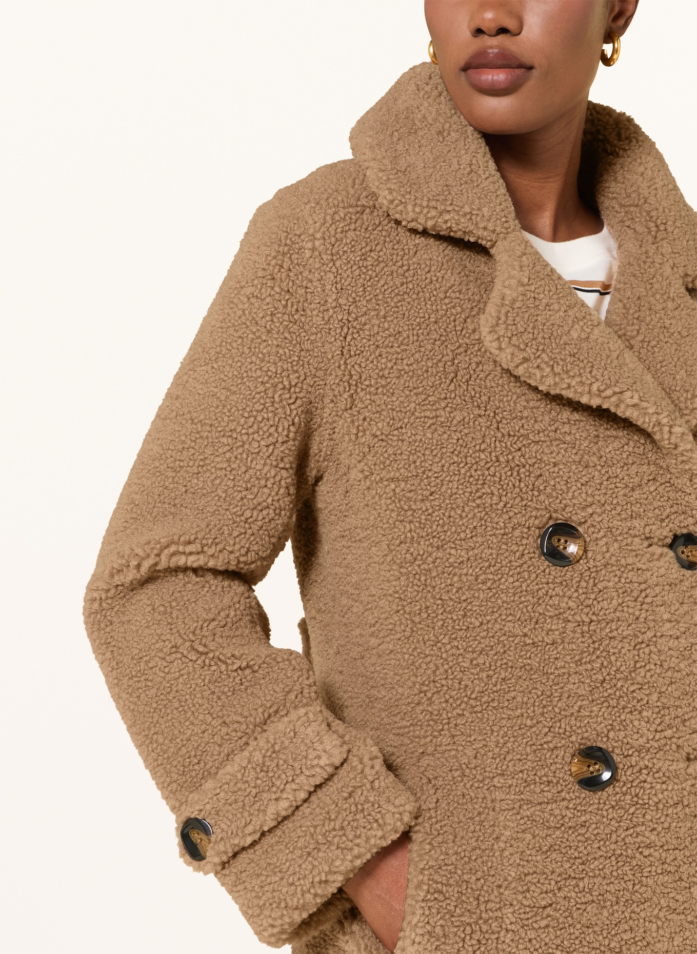 BETTA CORRADI Manteau en fausse fourrure: BEIGE