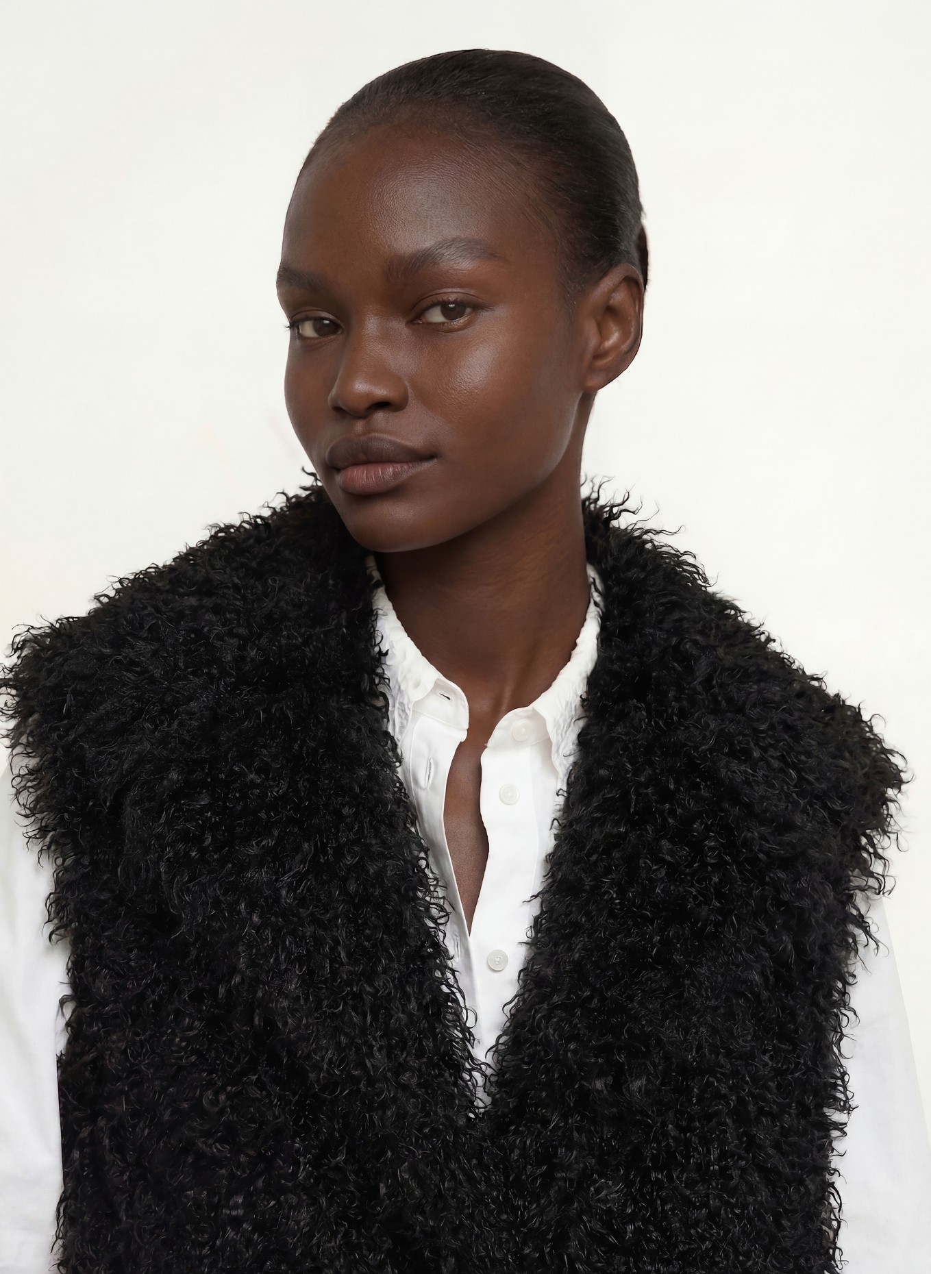 BETTA CORRADI Faux fur vest: BLACK