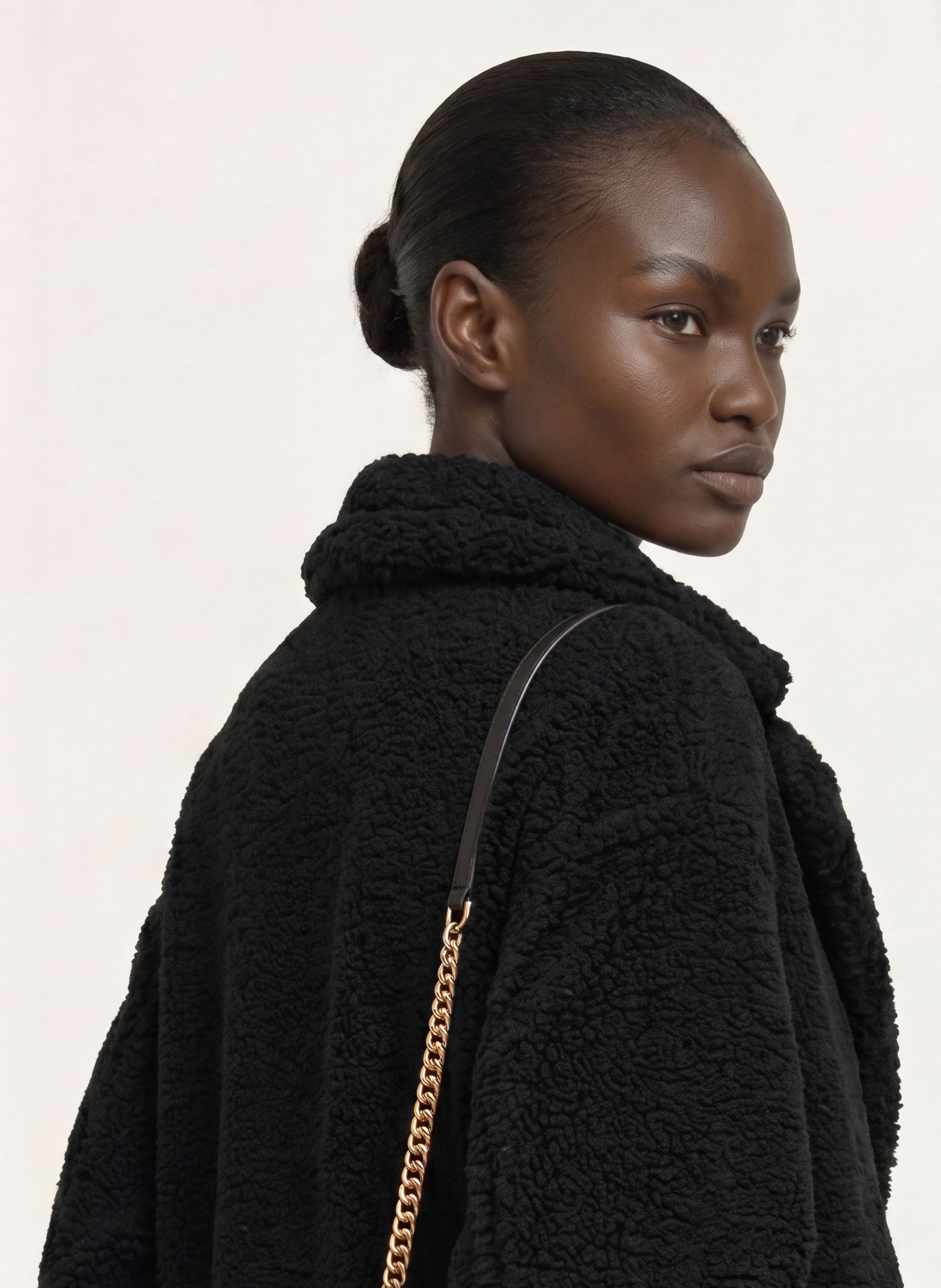 BETTA CORRADI Oversized teddy fur coat: BLACK