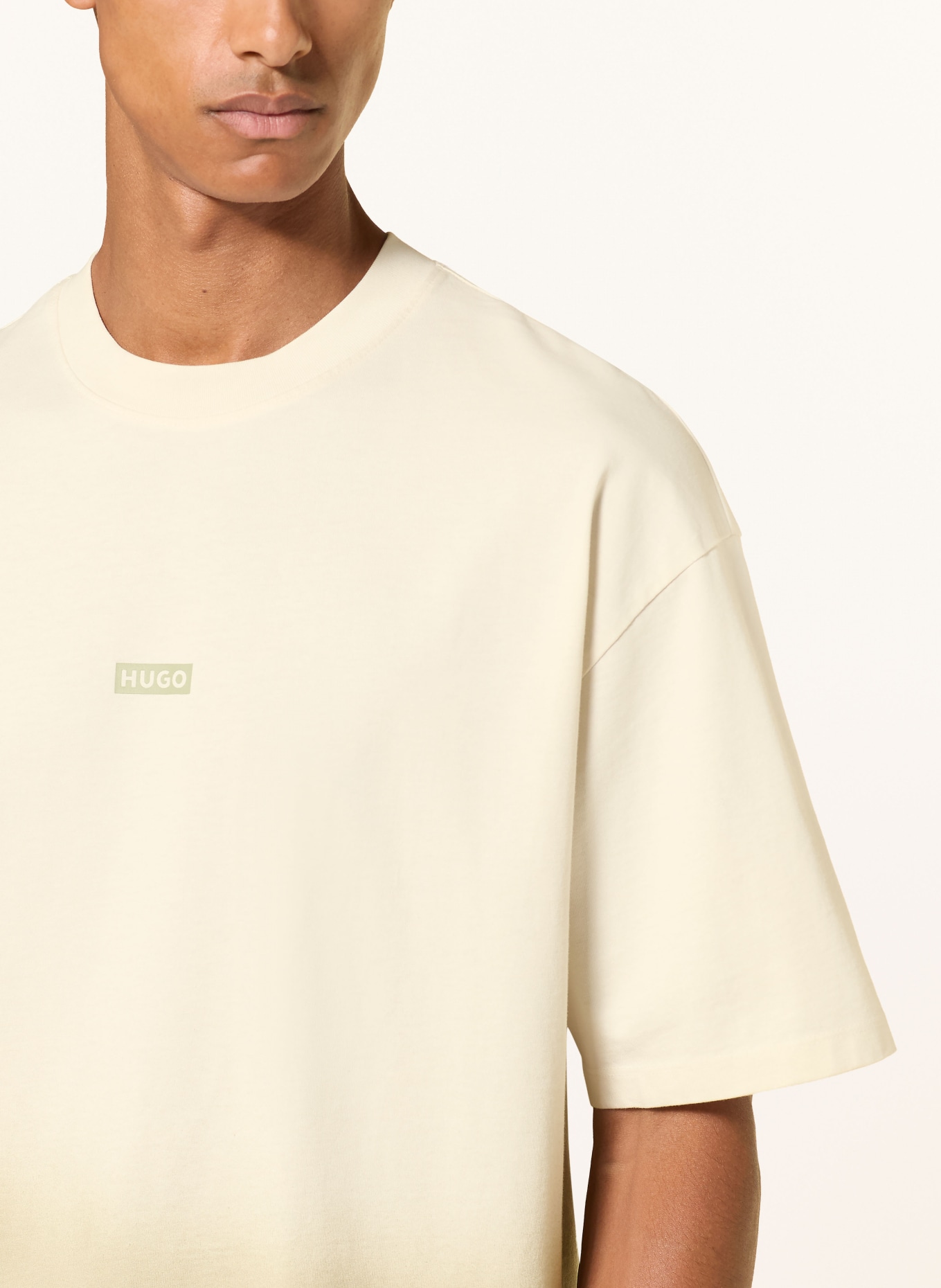 HUGO T-shirt NALONO: BEIGE / KAKI
