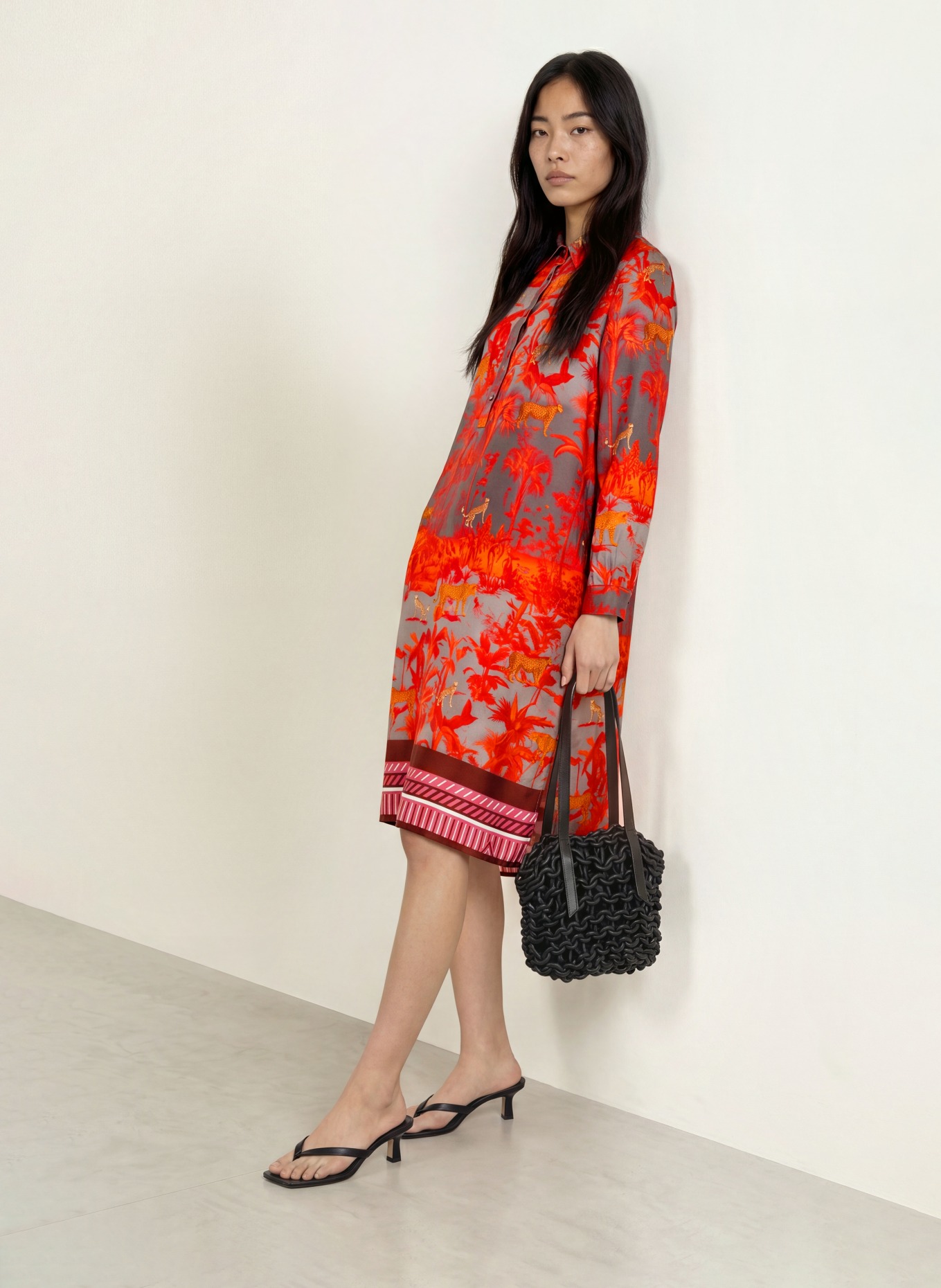 miss goodlife Satin dress: RED / DARK GRAY / PINK