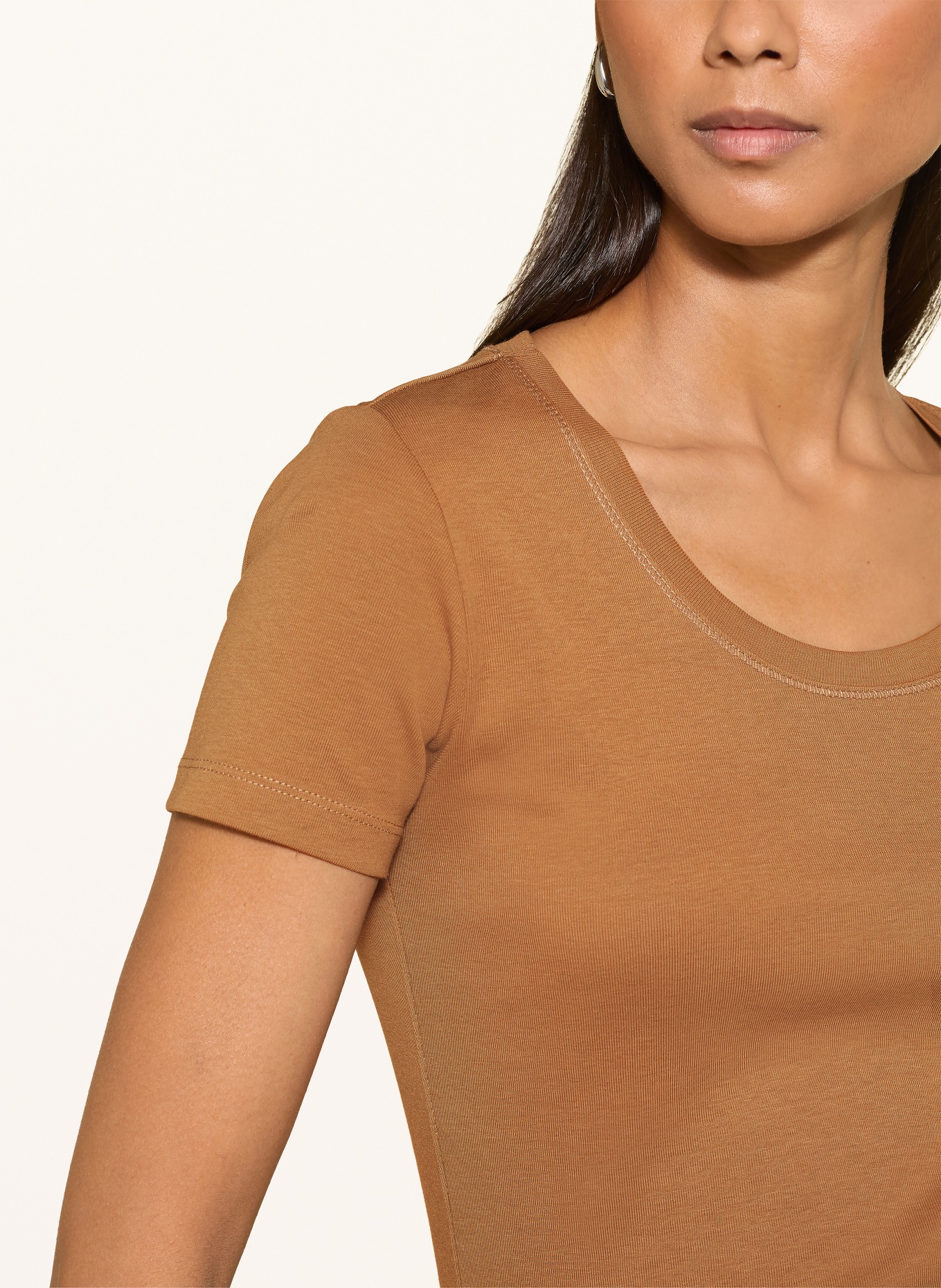 darling harbour T-Shirt: NOUGAT