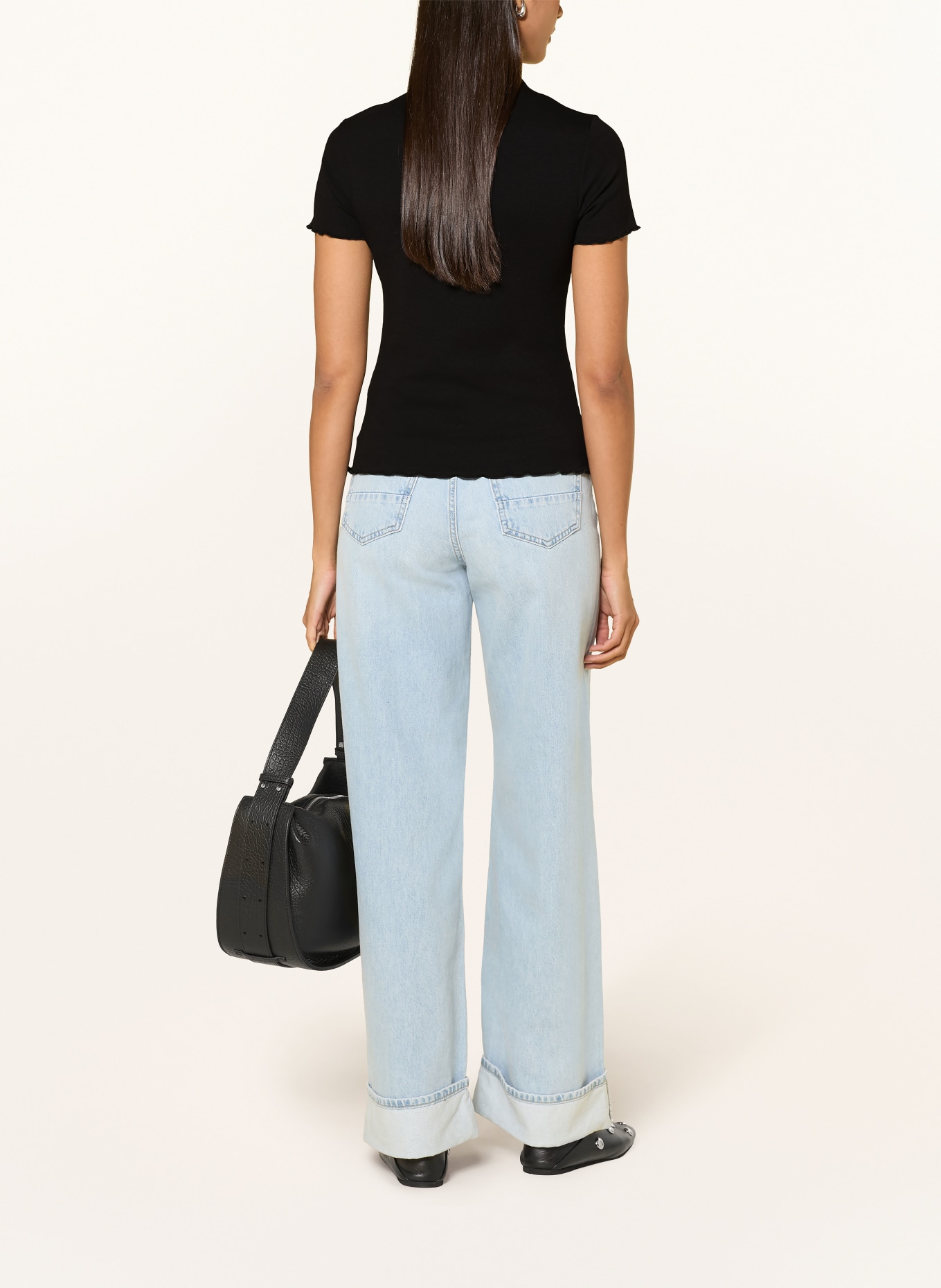 darling harbour T-Shirt: BLACK