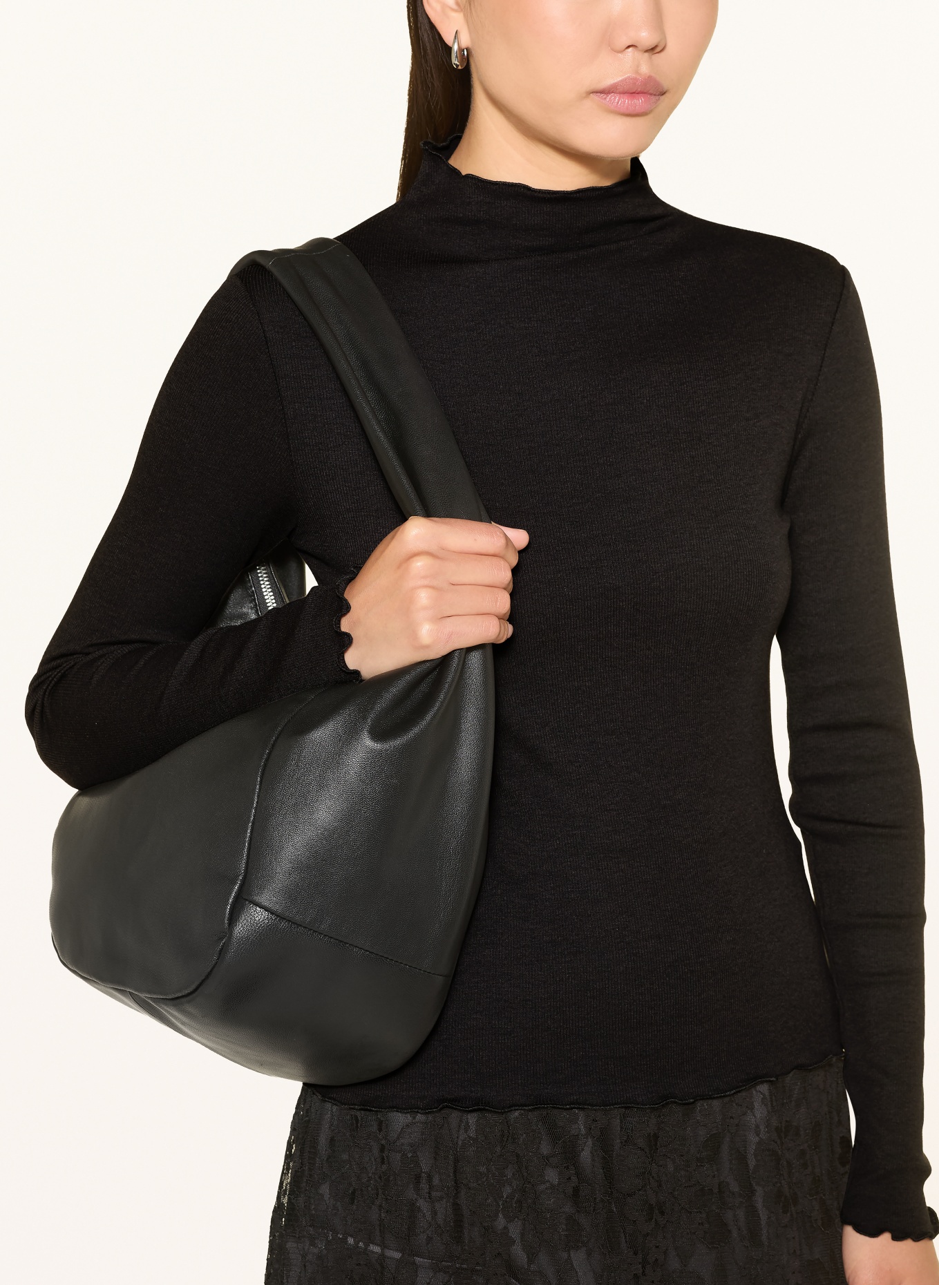darling harbour Longsleeve: BLACK