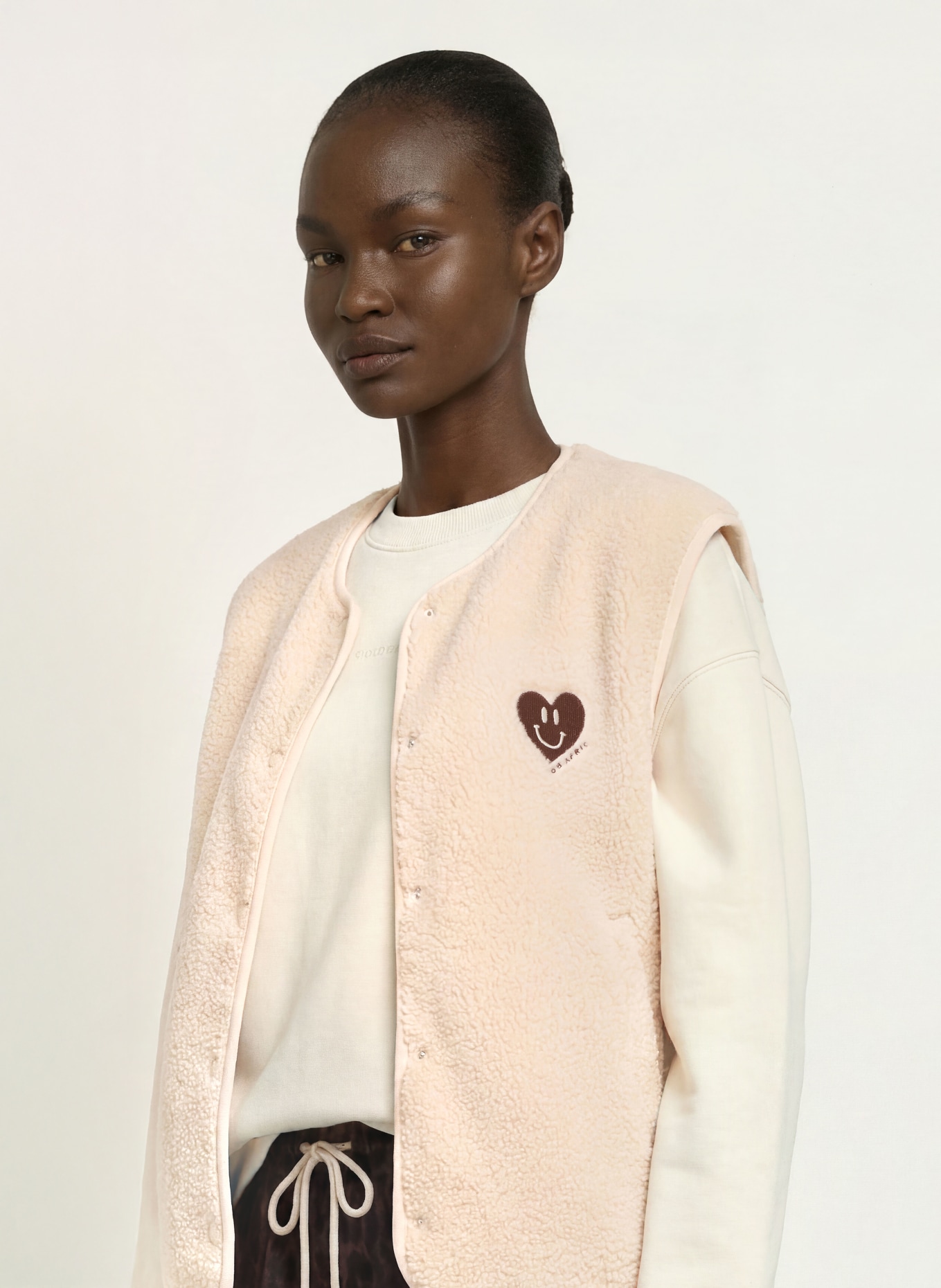 OH APRIL MAGNOLIA Teddy Fur Vest: CREAM