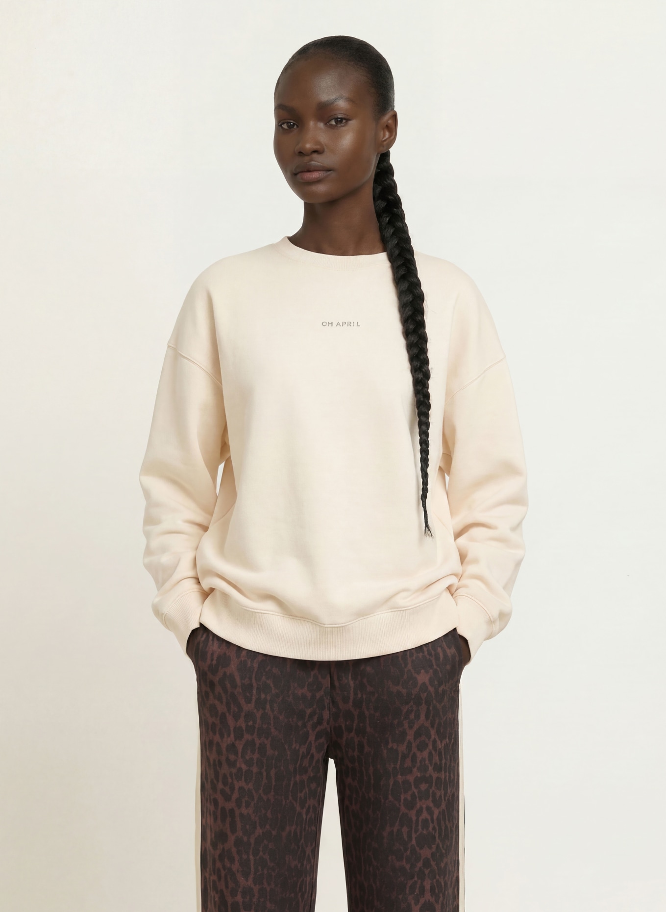OH APRIL Sweatshirt OV: ECRU / DARK BROWN