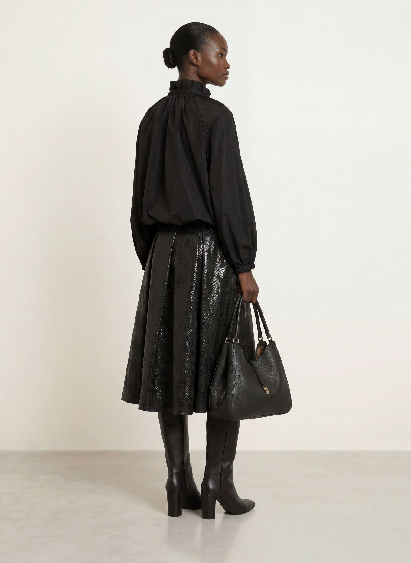 SEM PER LEI Jacke: SCHWARZ