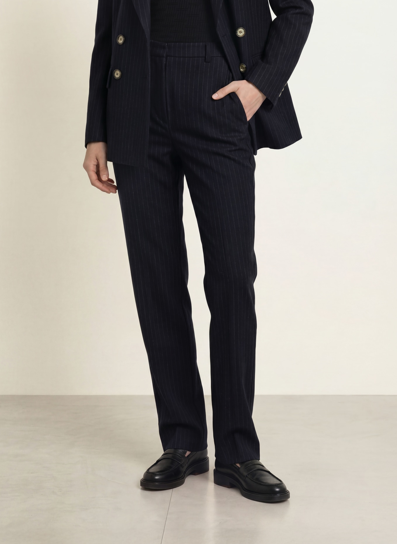 EMPORIO ARMANI Spodnie: GRANATOWY / BIAŁY