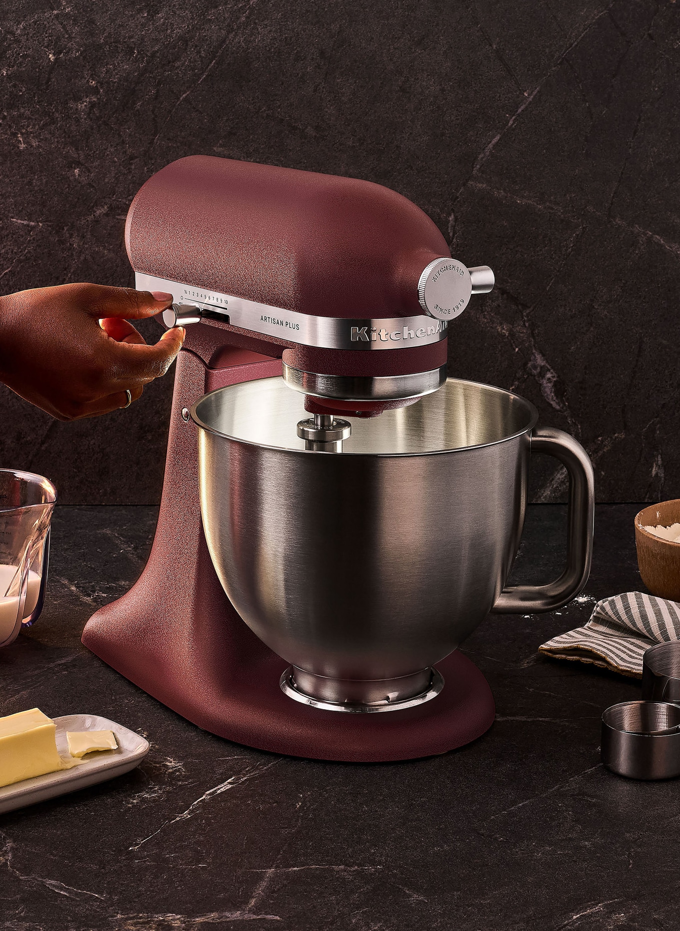 KitchenAid Küchenmaschine ARTISAN PLUS 4,7 l: DUNKELROT