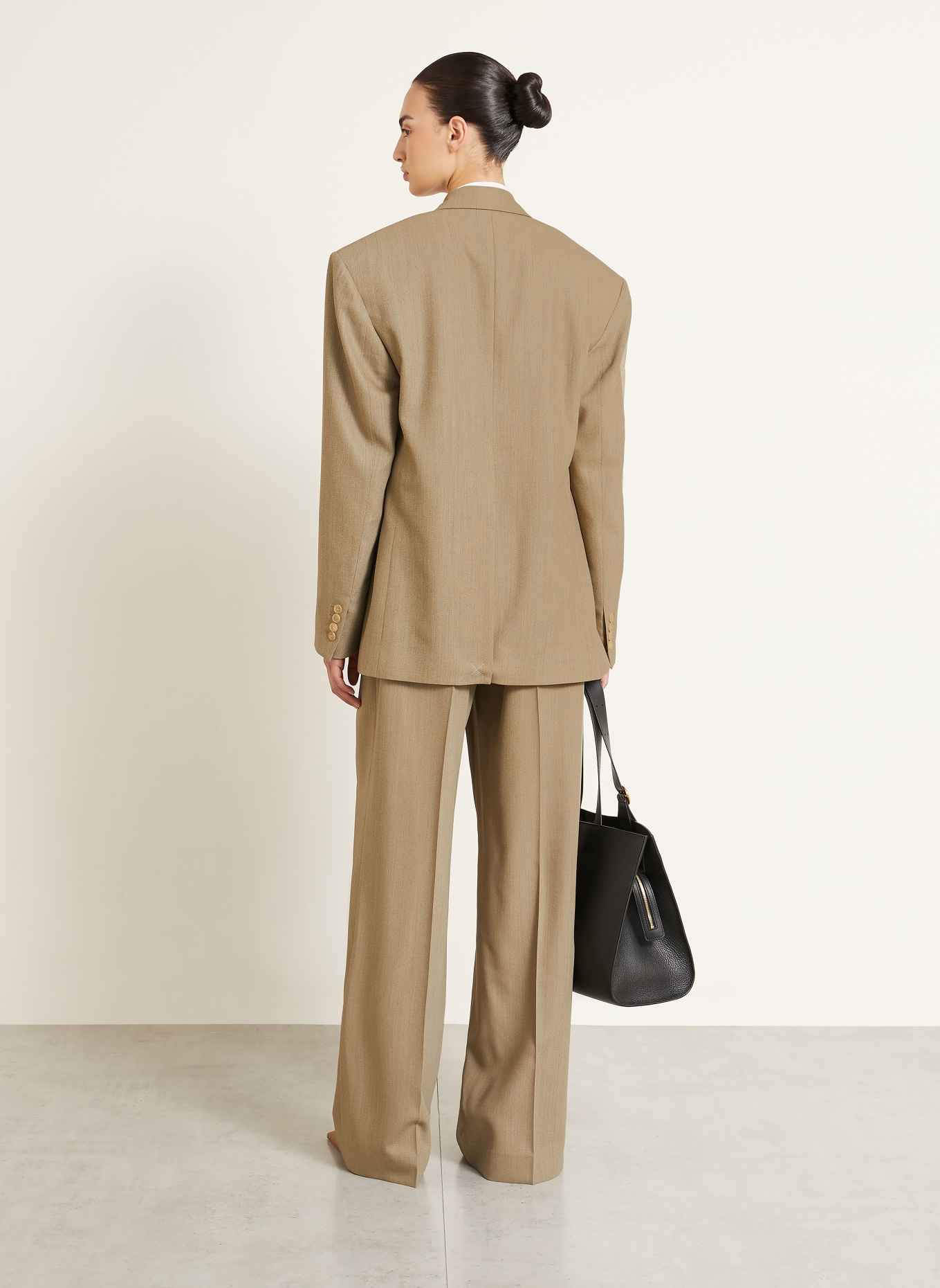 Calvin Klein AVERY Long Blazer: BEIGE