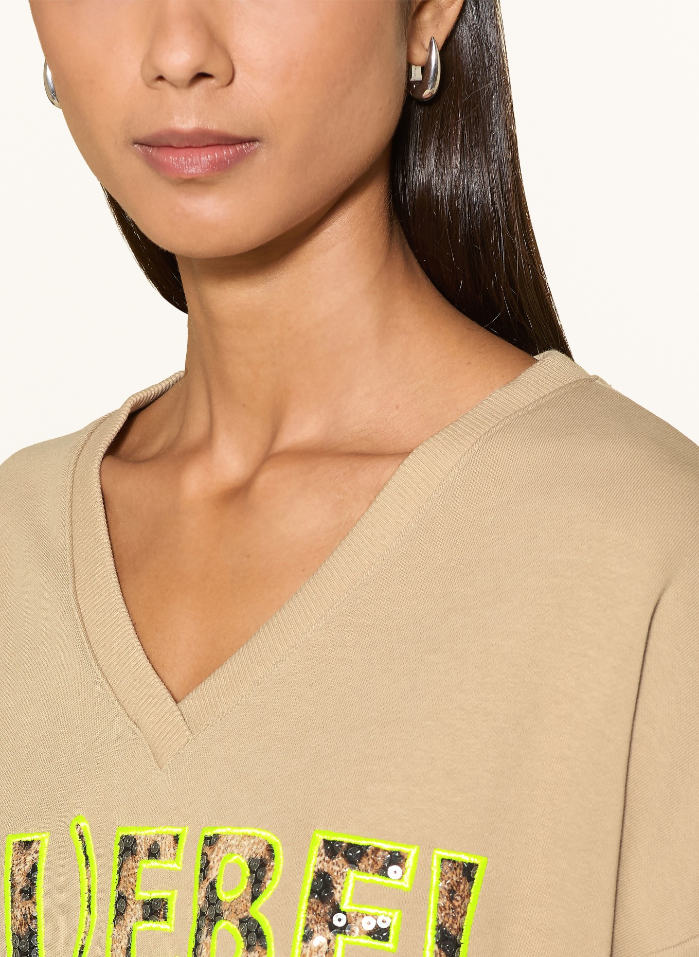 miss goodlife Sweatshirt à paillettes: BEIGE / MARRON FONCÉ / JAUNE FLUO