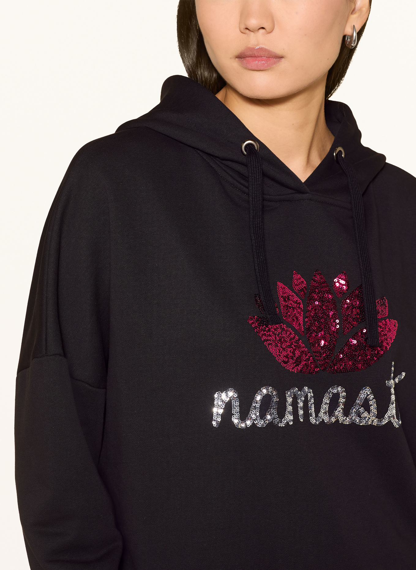 miss goodlife Sequin Hoodie: BLACK / SILVER / DARK RED