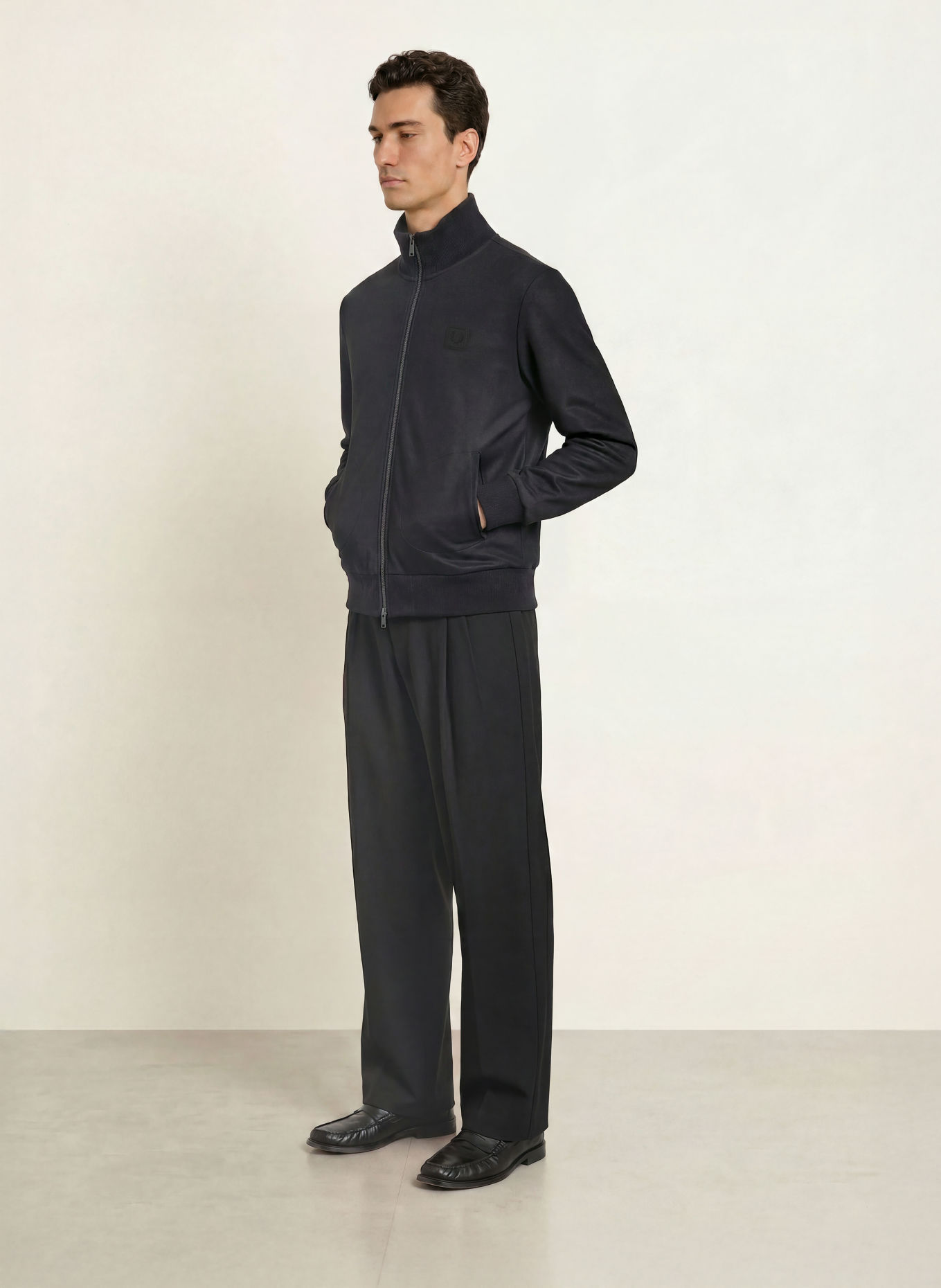 FRED PERRY Sweatjacke: SCHWARZ