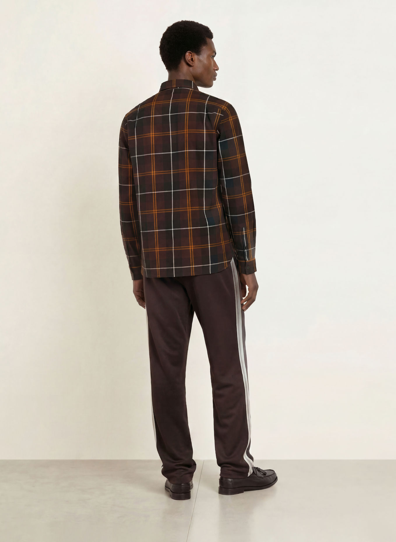 FRED PERRY Hemd Comfort Fit: DUNKELBRAUN / WEISS / SCHWARZ