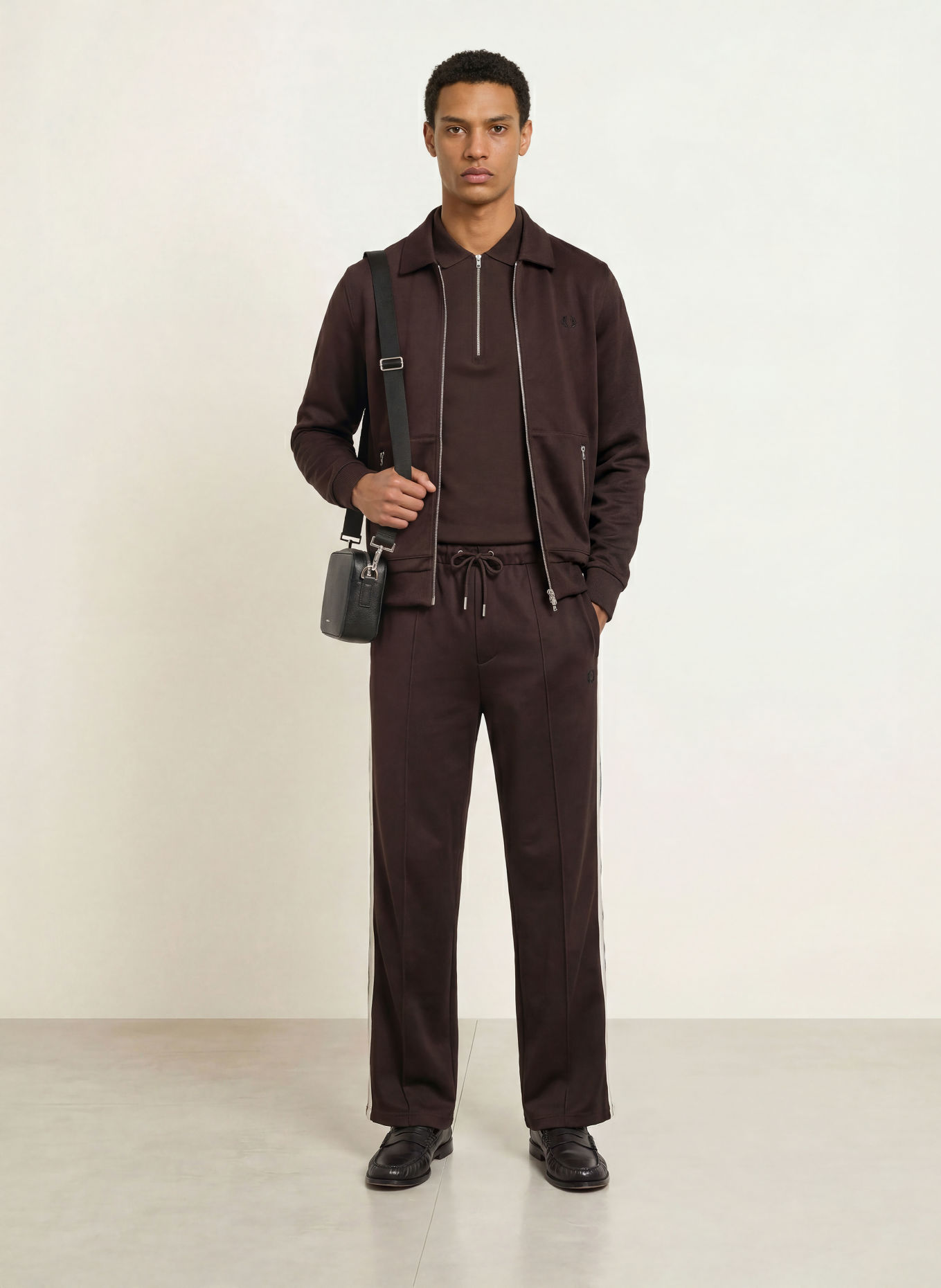 FRED PERRY Piqué polo shirt: DARK BROWN