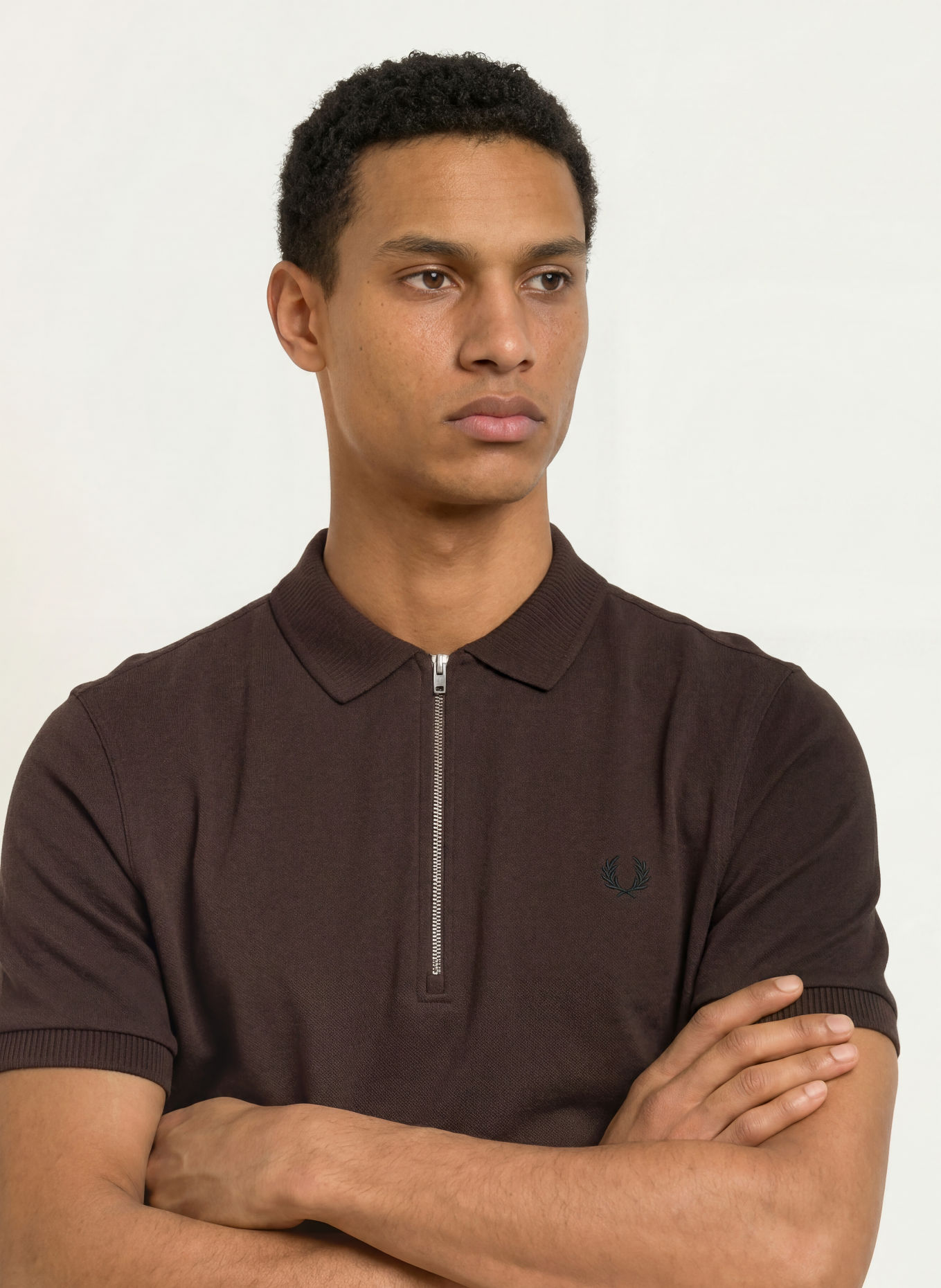 FRED PERRY Piqué polo shirt: DARK BROWN