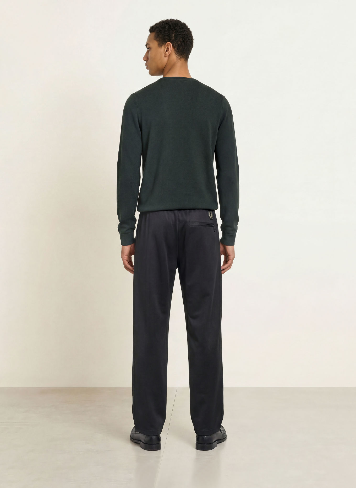 FRED PERRY Track Pants: SCHWARZ