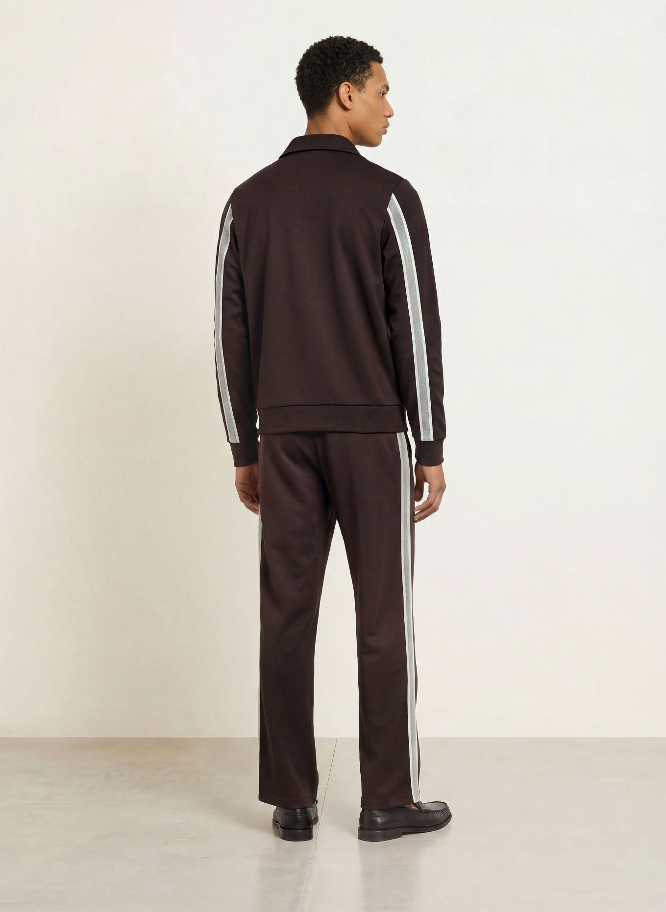 FRED PERRY Träningsjacka med resår: MÖRKBRUN