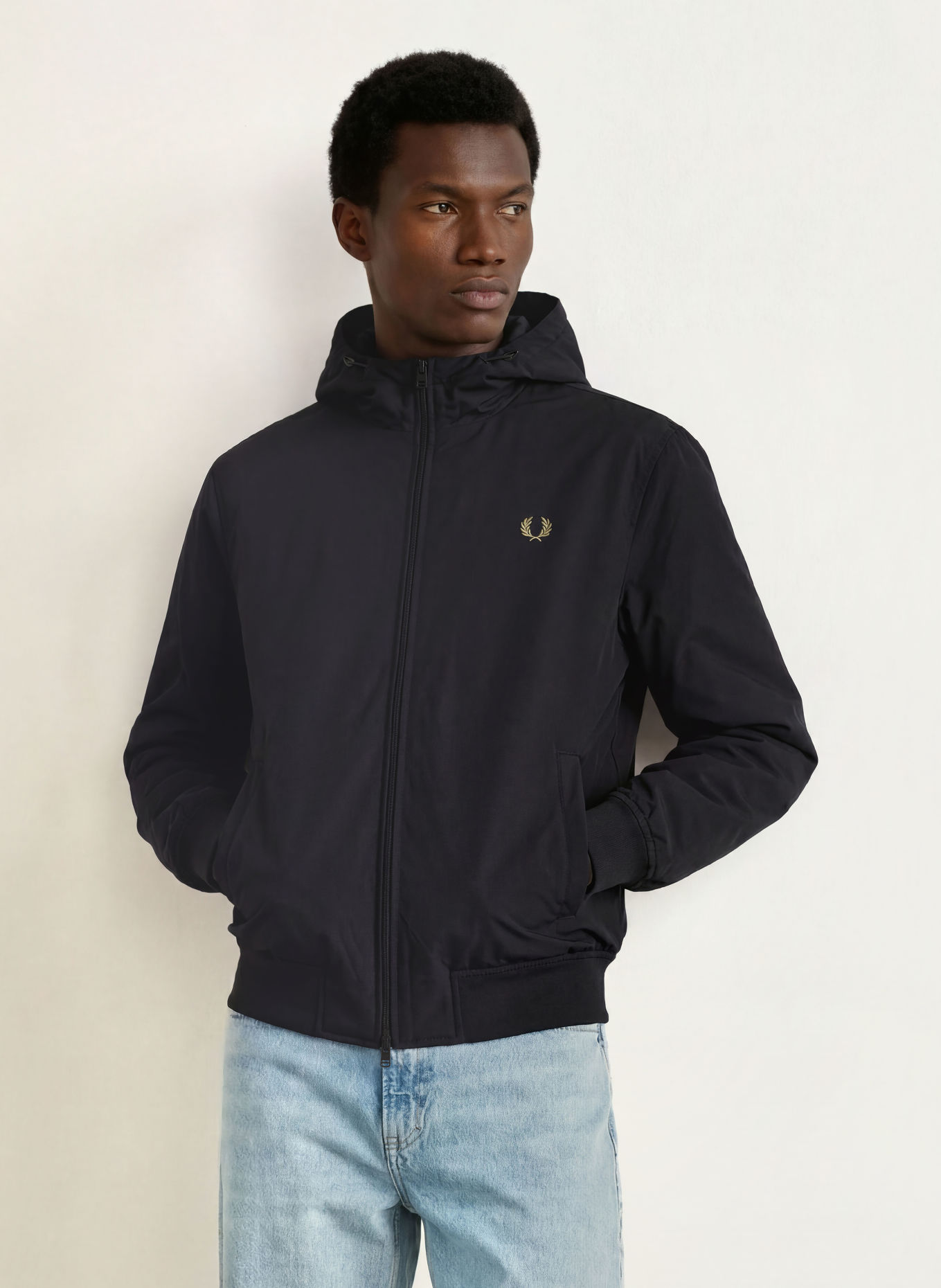 FRED PERRY Jacke: SCHWARZ