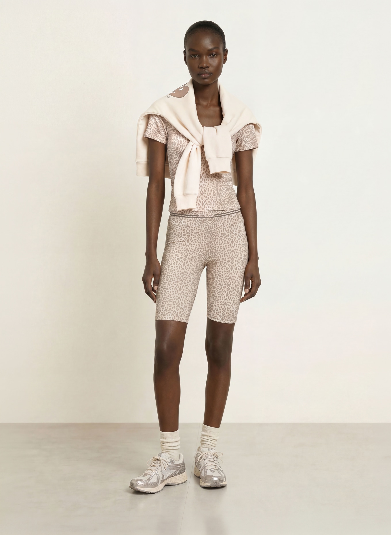 OH APRIL ROXIE Cycling Shorts: BEIGE / DARK BROWN / TAUPE