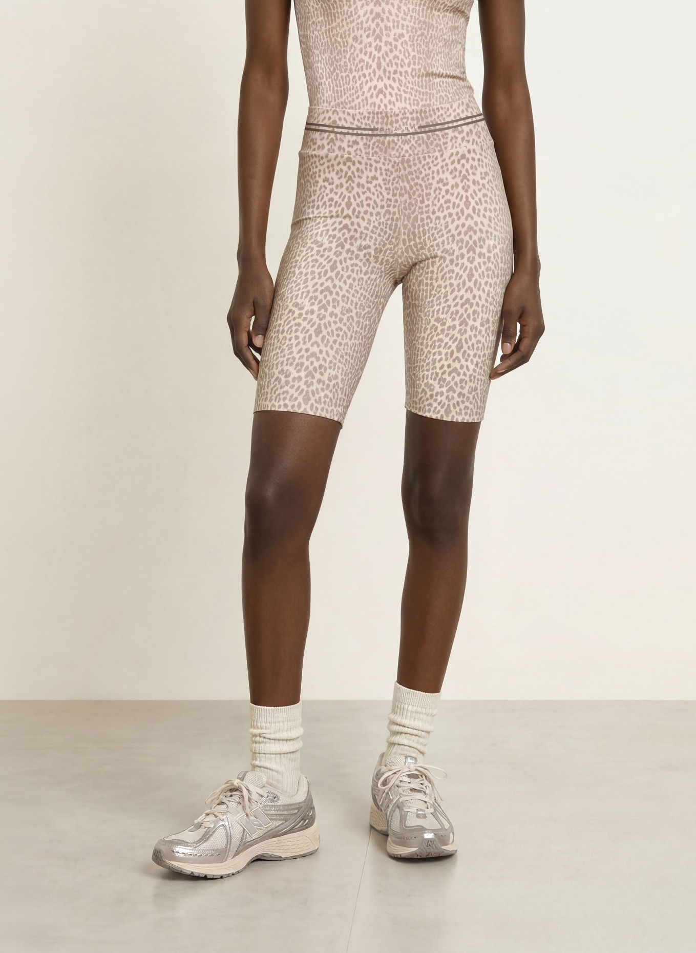 OH APRIL ROXIE Cycling Shorts: BEIGE / DARK BROWN / TAUPE