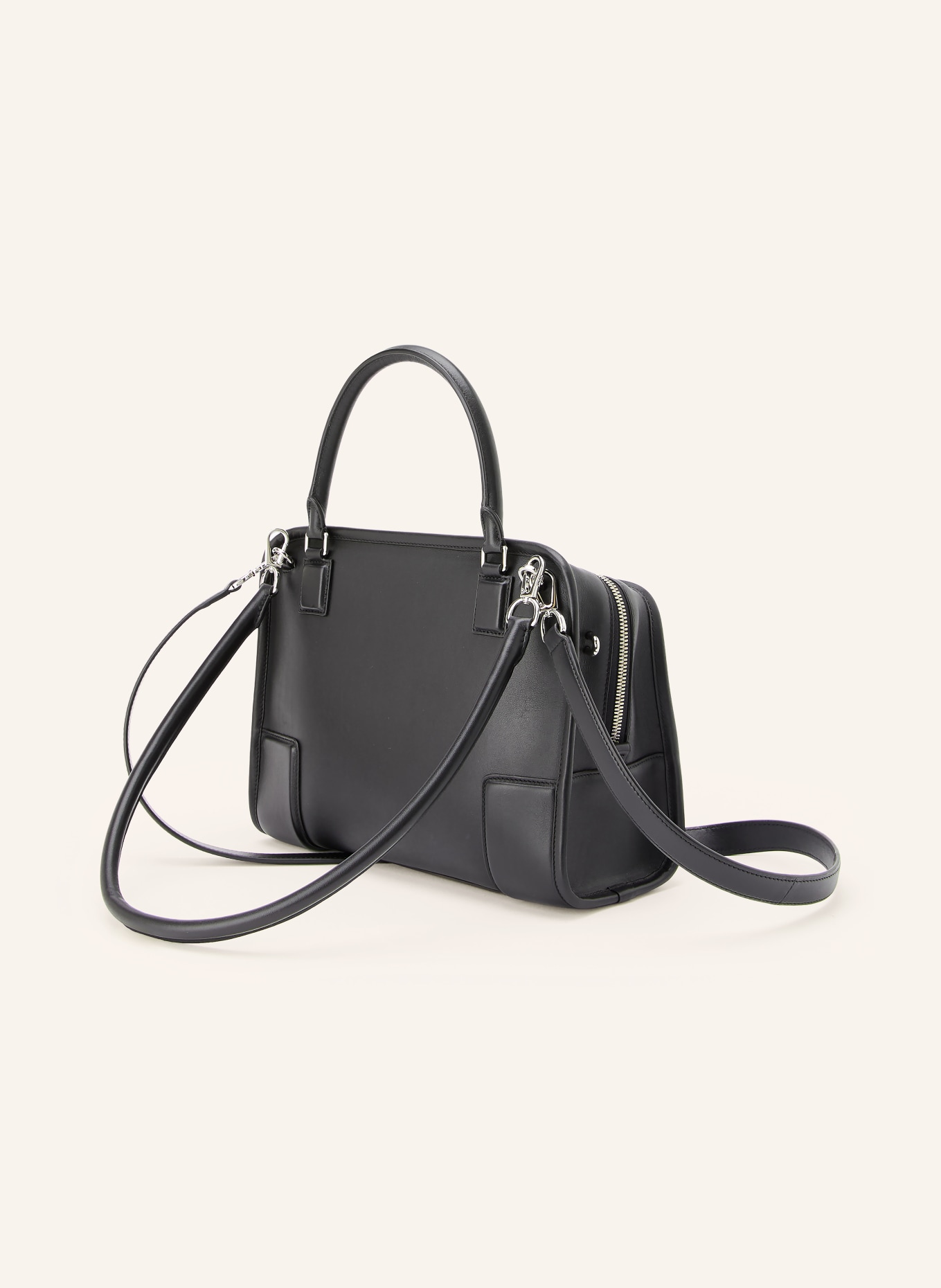 LOEWE Handtasche AMAZONA 180 MEDIUM: SCHWARZ / SILBER