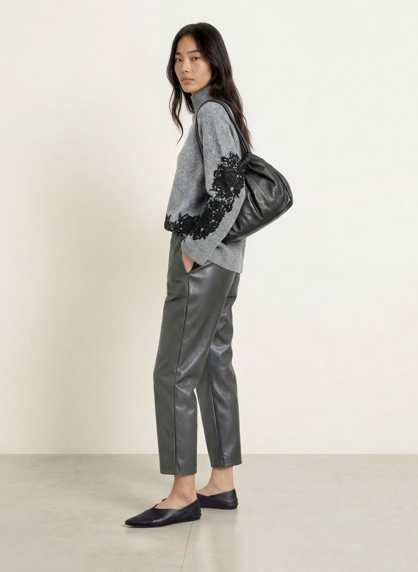 Joseph Ribkoff Leather-look trousers: GRAY