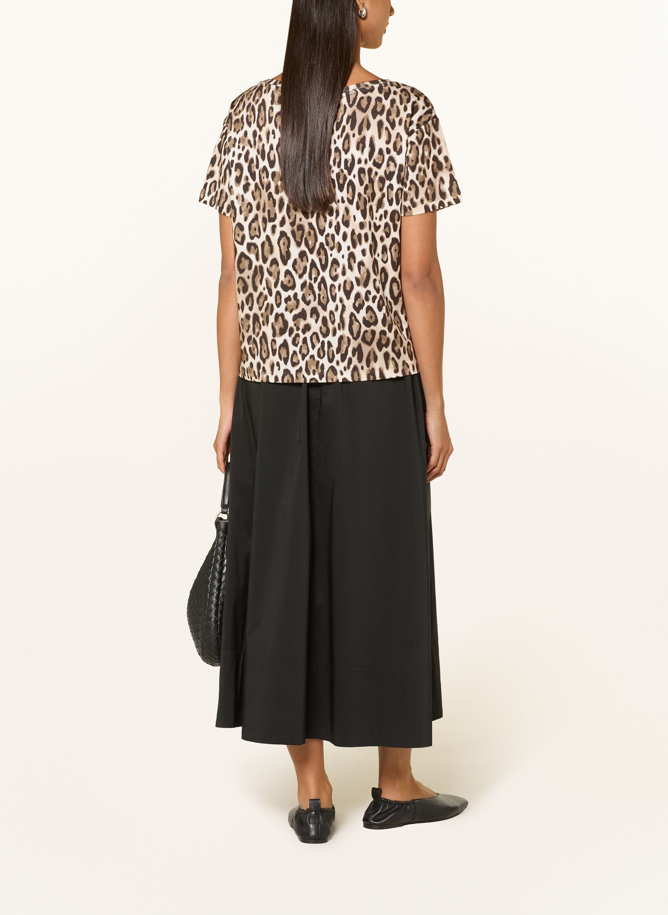 monari Tricou: CREM / BEJ / NEGRU