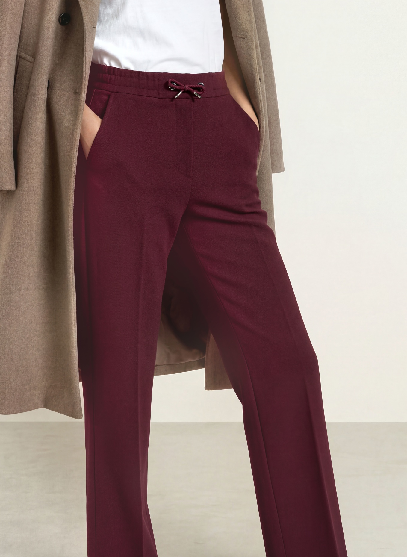 monari Hose: DUNKELROT