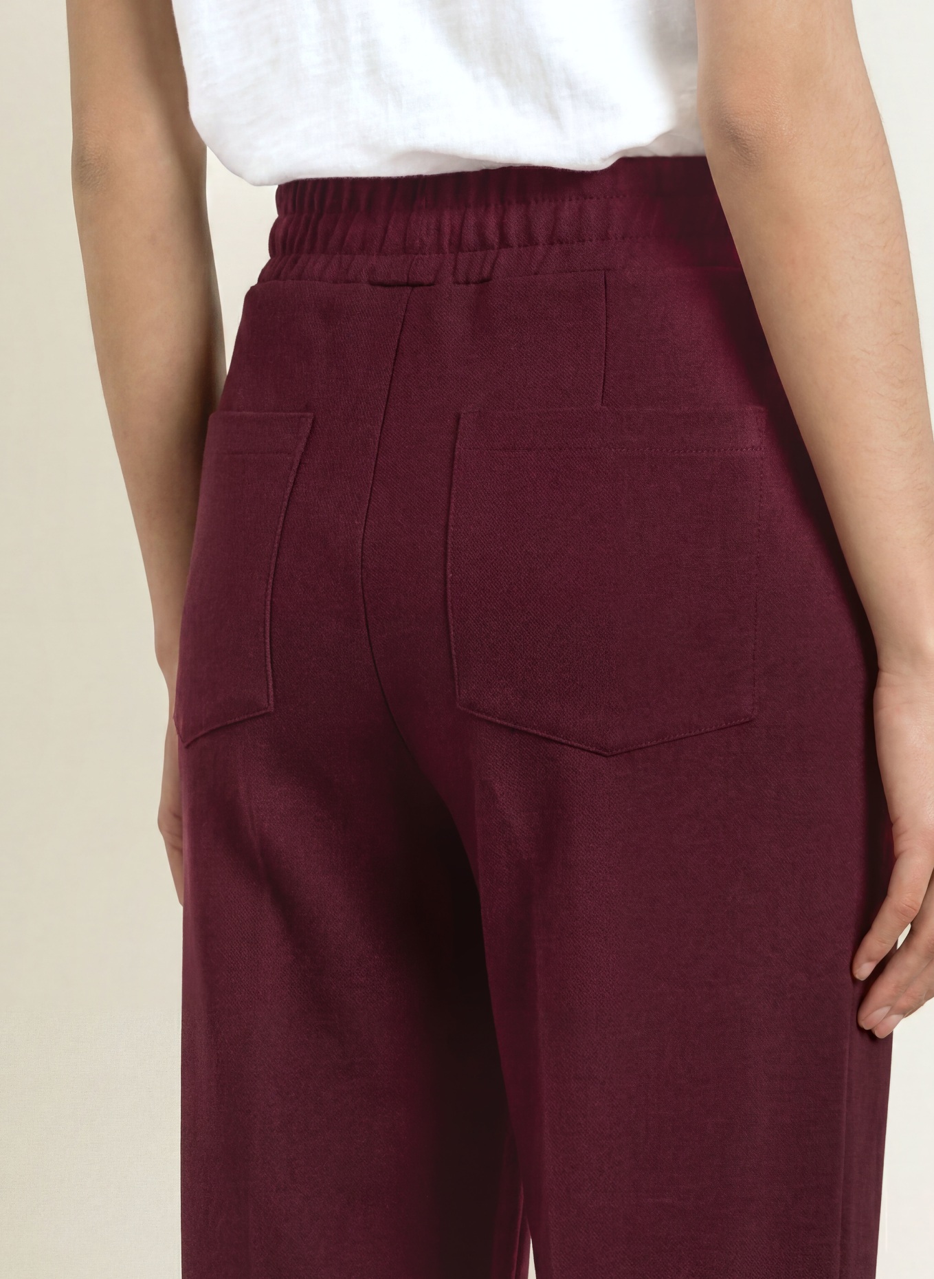 monari Hose: DUNKELROT