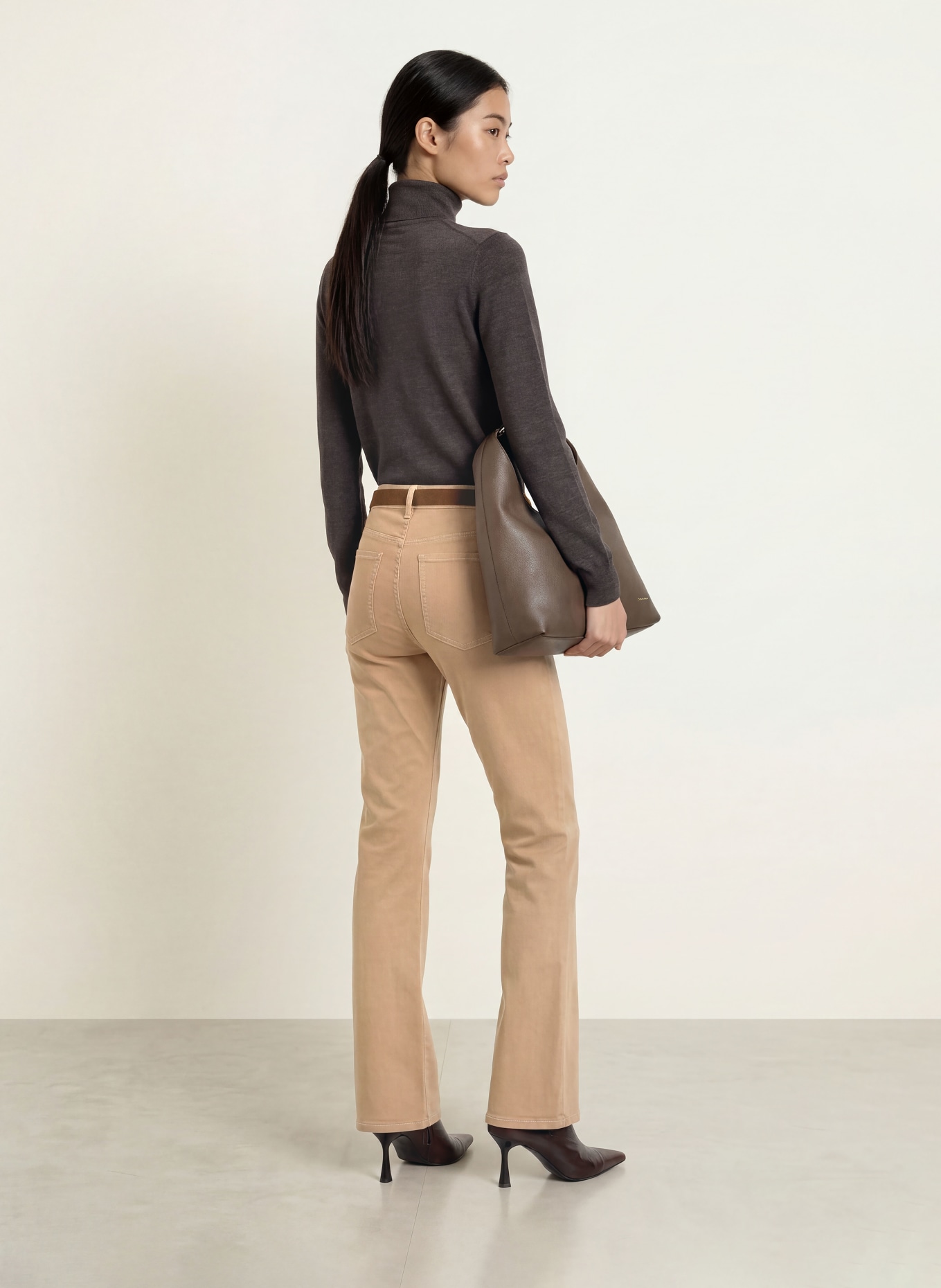 monari Bukser: BEIGE