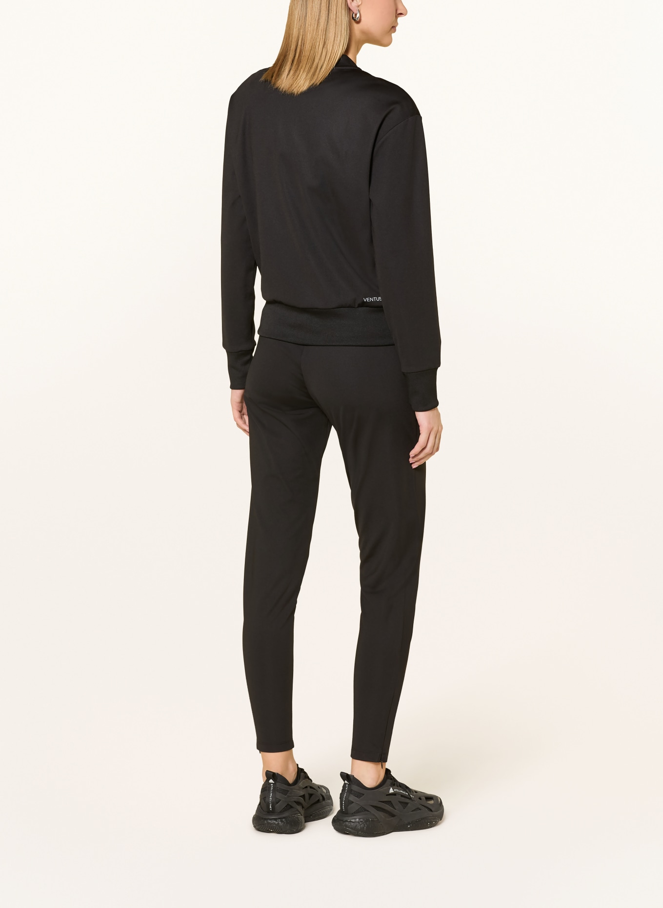 EA7 EMPORIO ARMANI Trainingsanzug: SCHWARZ