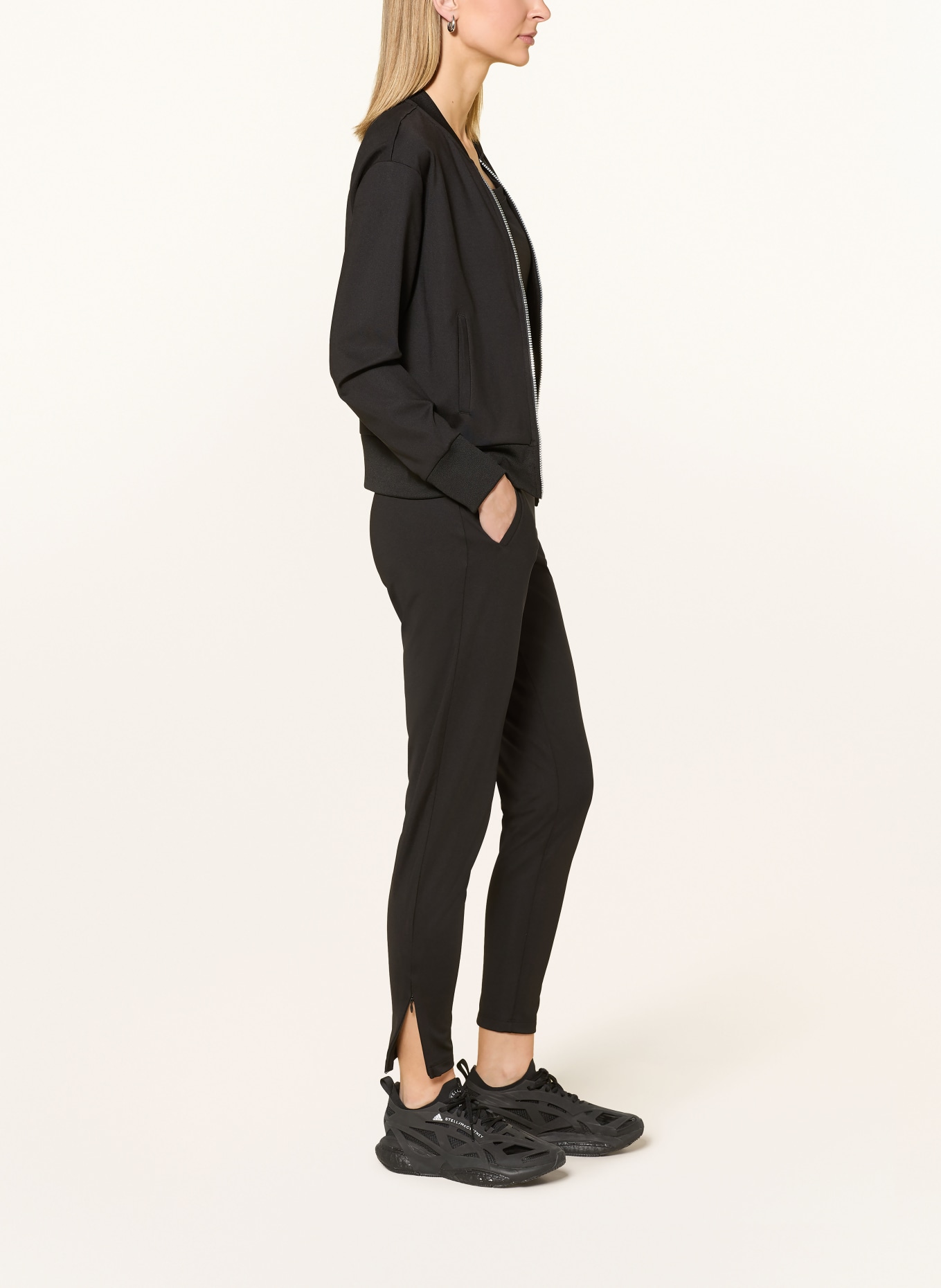EA7 EMPORIO ARMANI Trainingsanzug: SCHWARZ