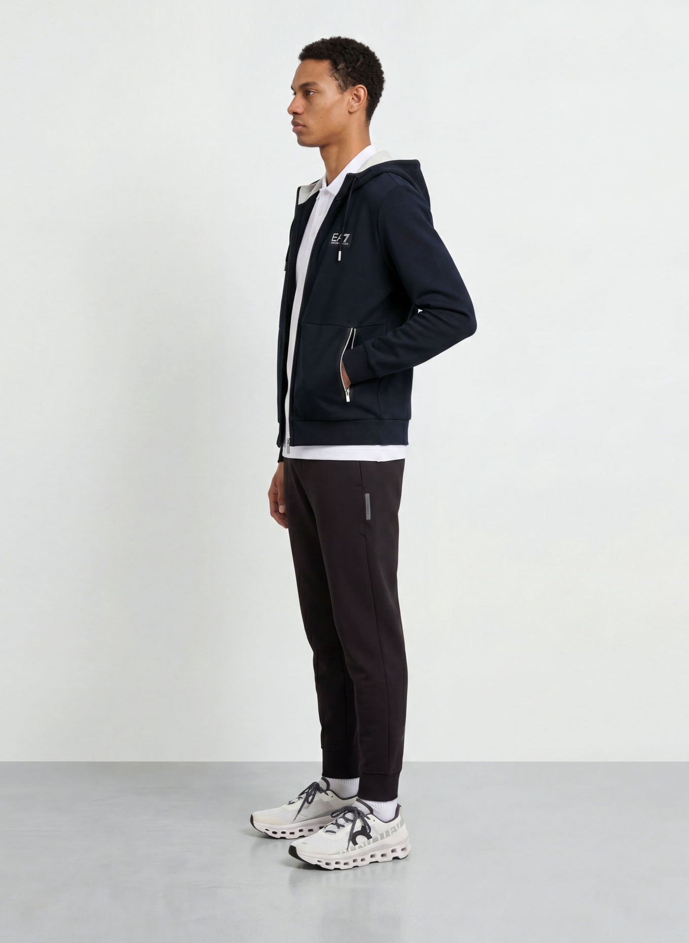 EA7 EMPORIO ARMANI Sweatjacke PREMIUM SHIELD: DUNKELBLAU