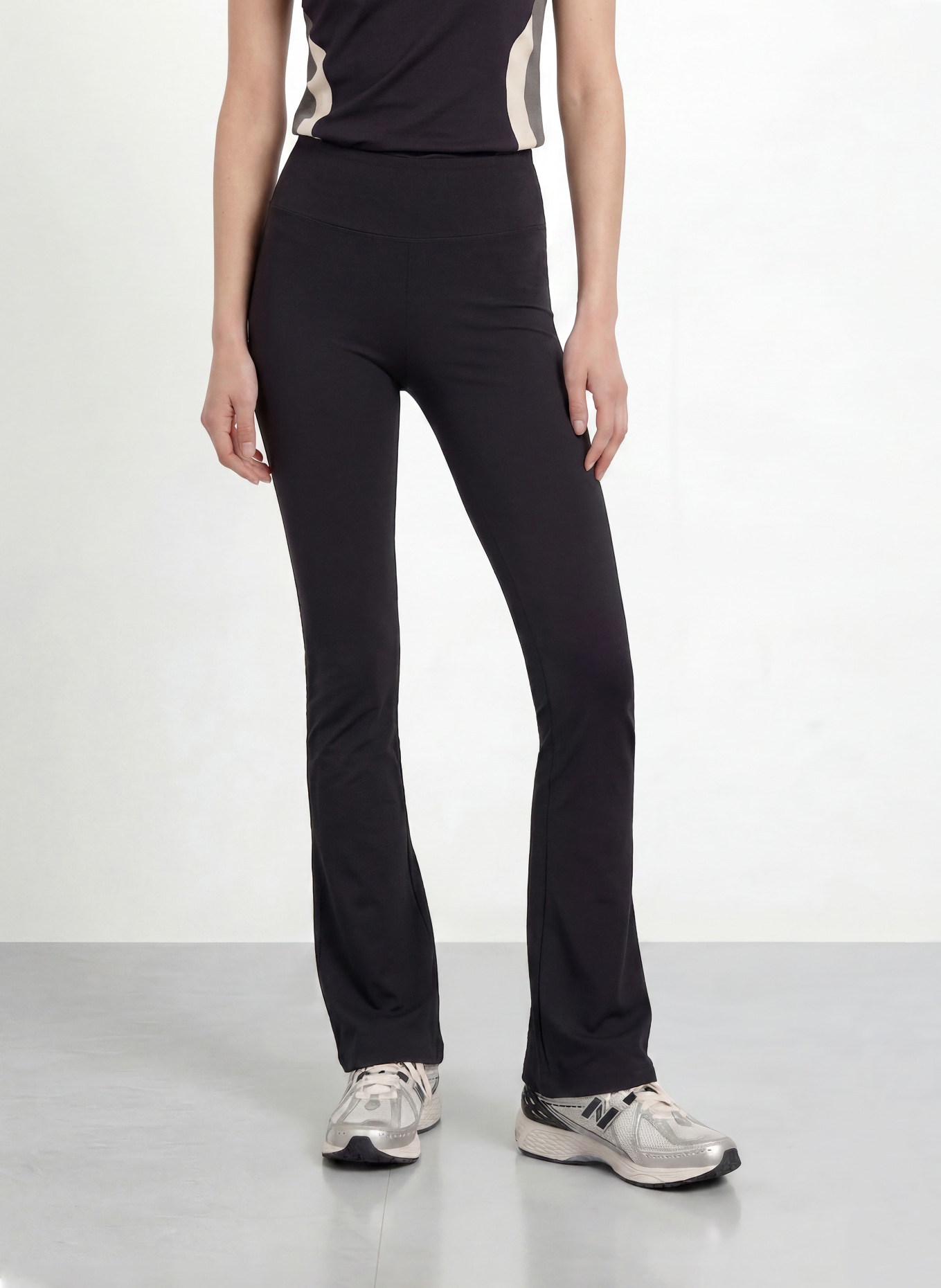 EA7 EMPORIO ARMANI Leggings: BLACK