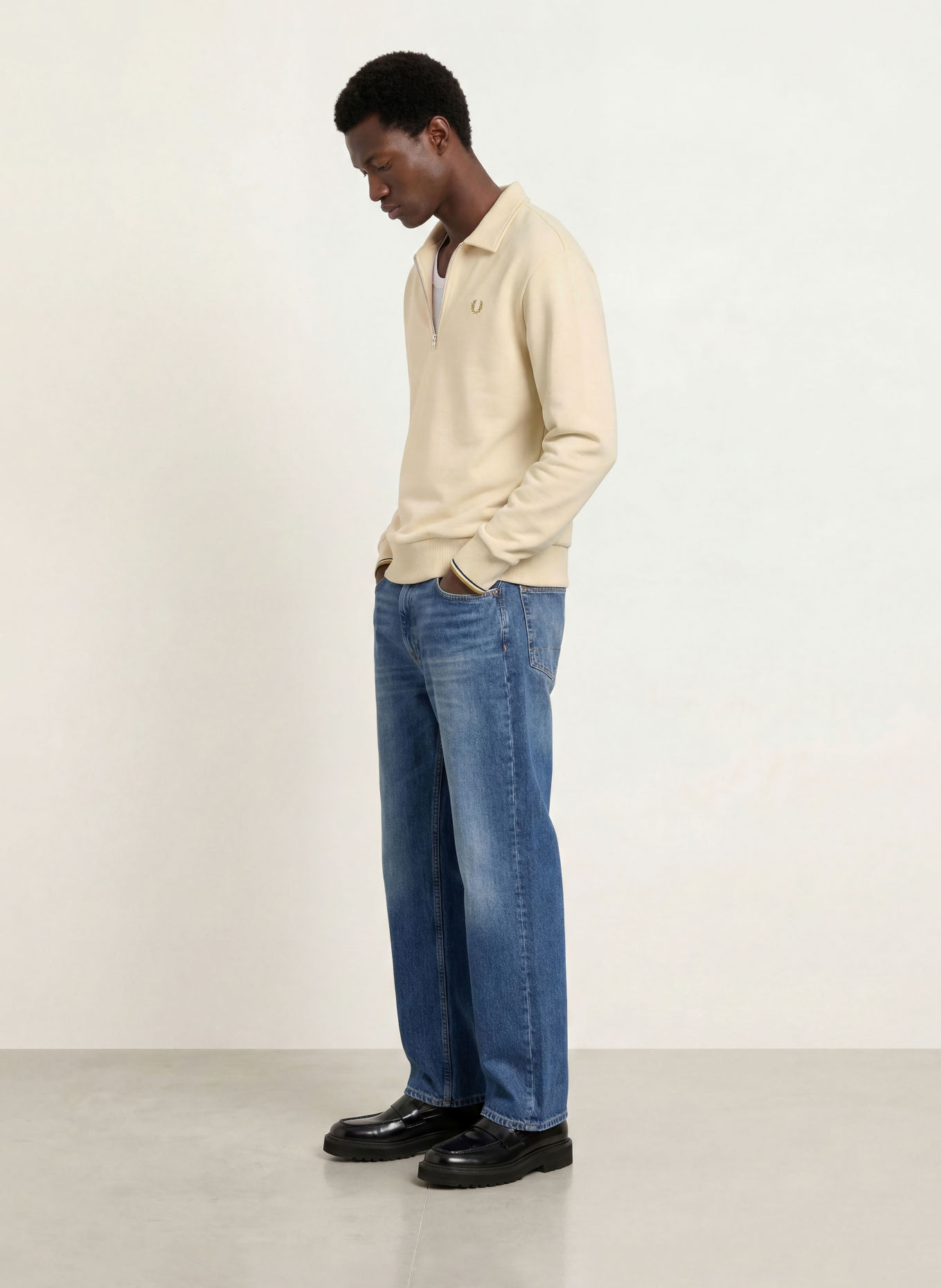 FRED PERRY Sweatshirt: BEIGE