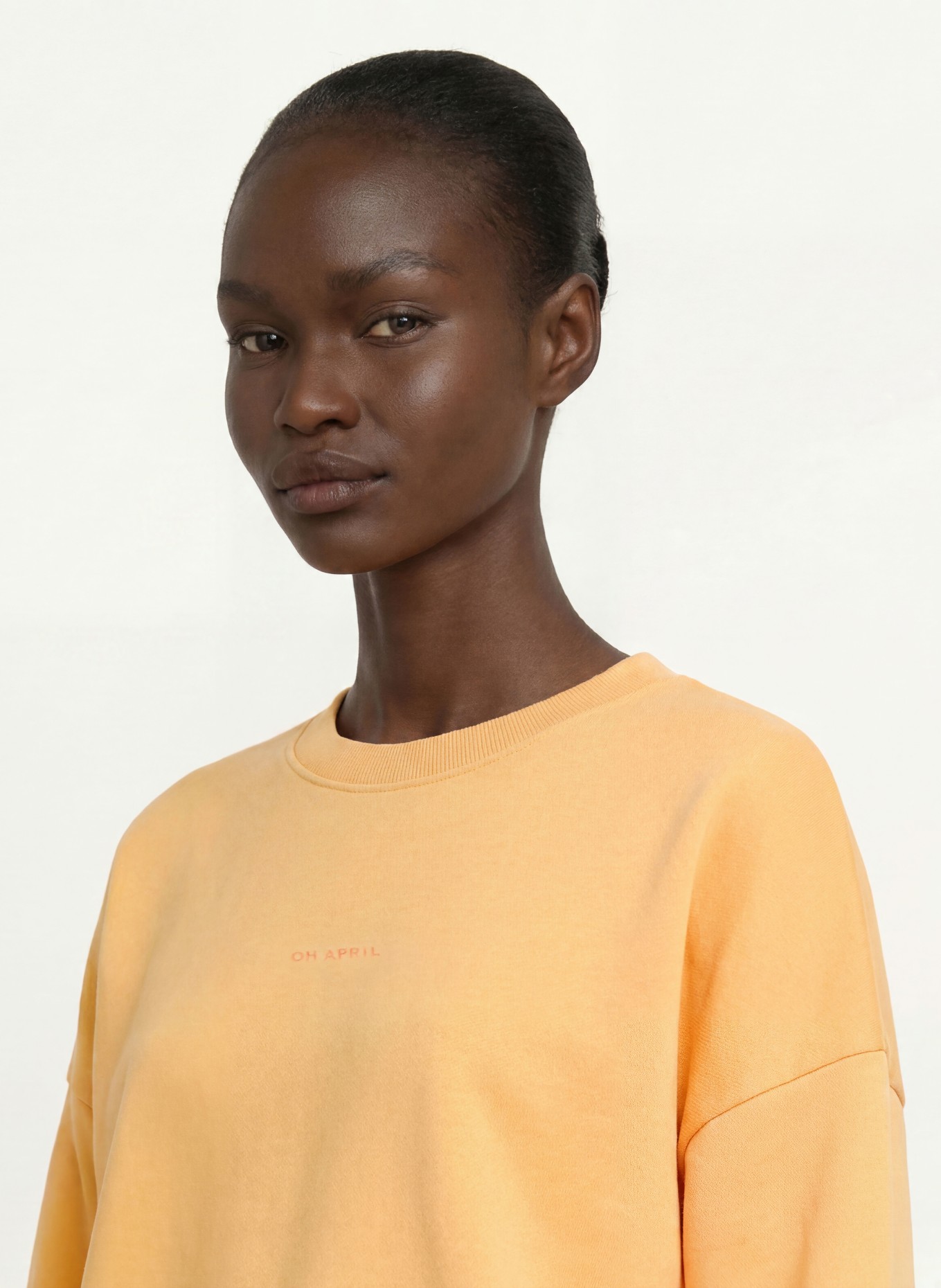 OH APRIL Sweatshirt SOFT LIFE: ORANGE / HELLBLAU / WEISS