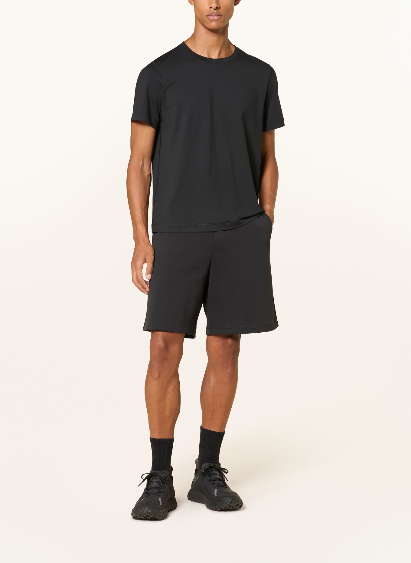 lululemon Sweatshort SMOOTH DOUBLE KNIT: ZWART
